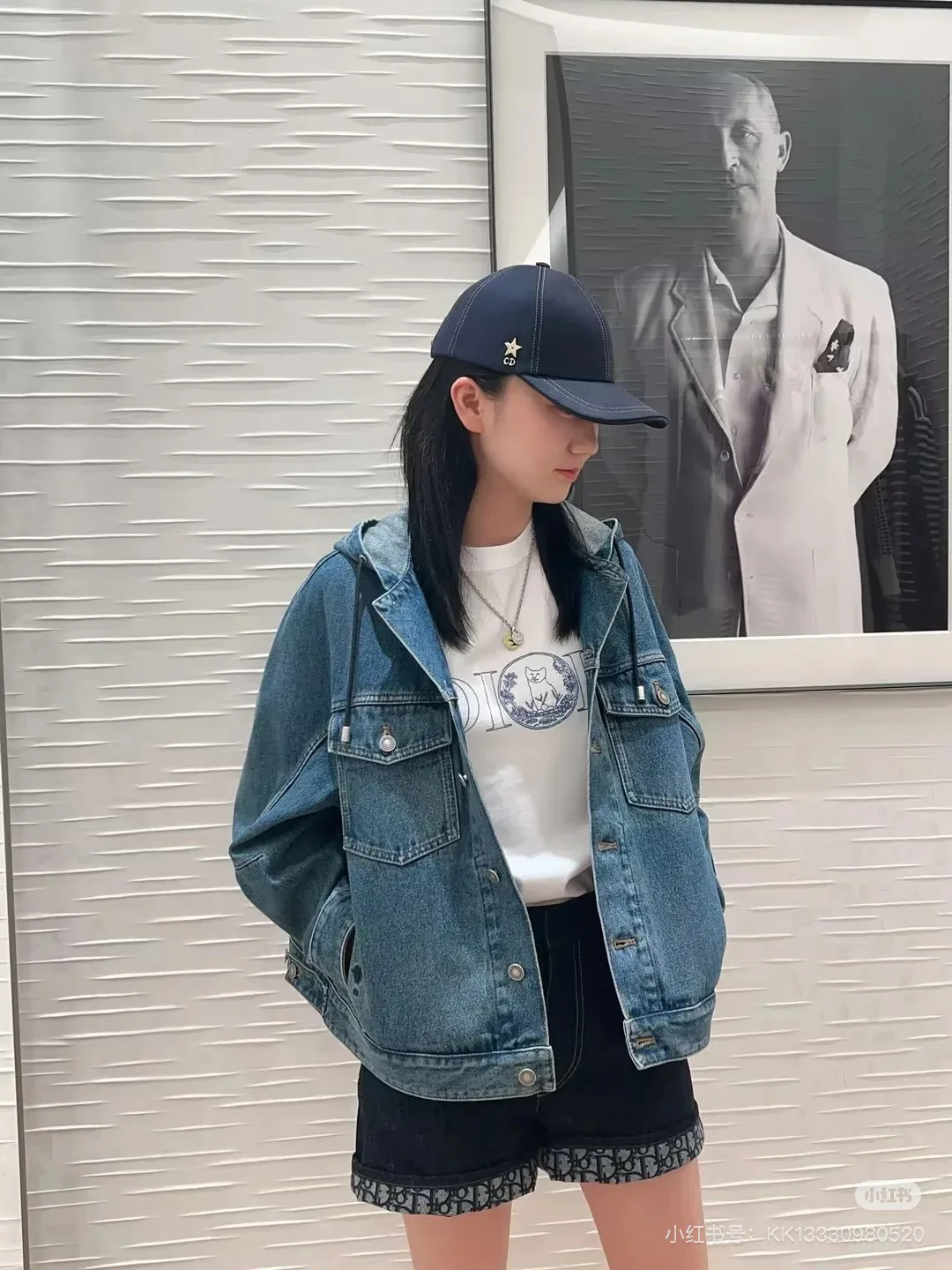 Куртки И Пуховики Женские Christian Dior 30127