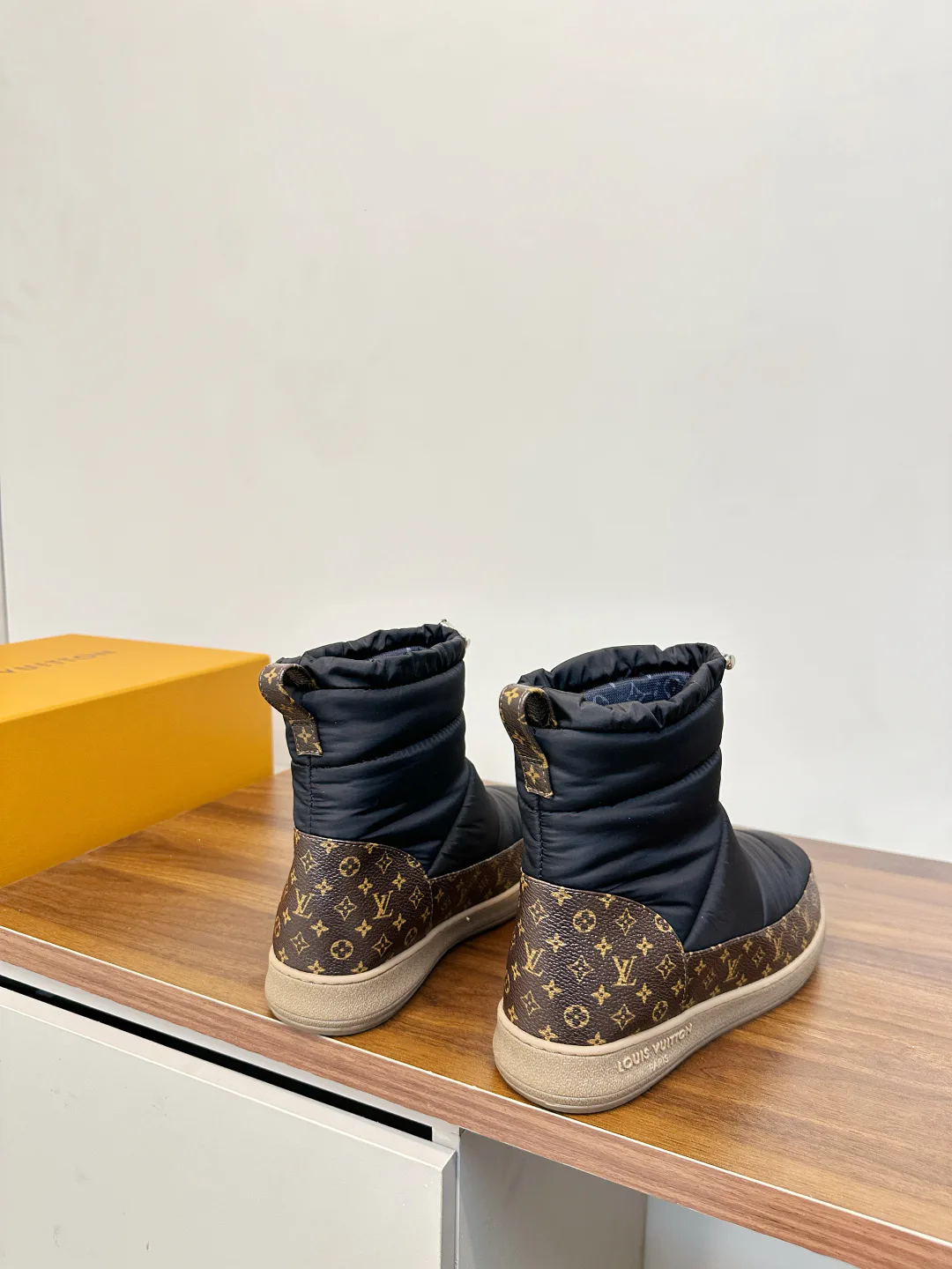 Угги Женские Louis Vuitton 582488