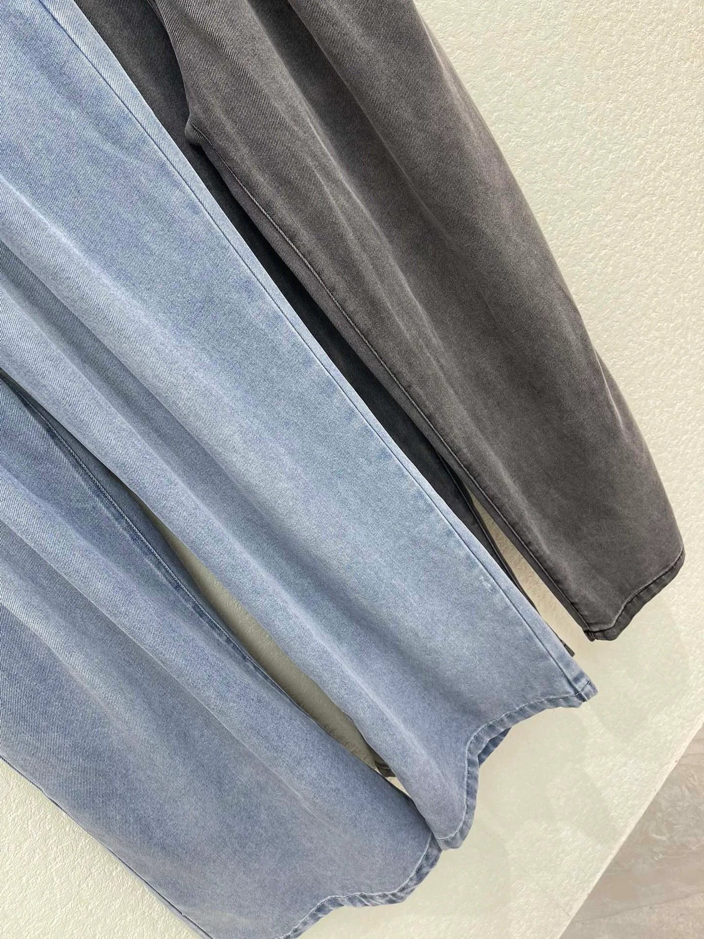 Джинсы Женские Maison Margiela 11340560