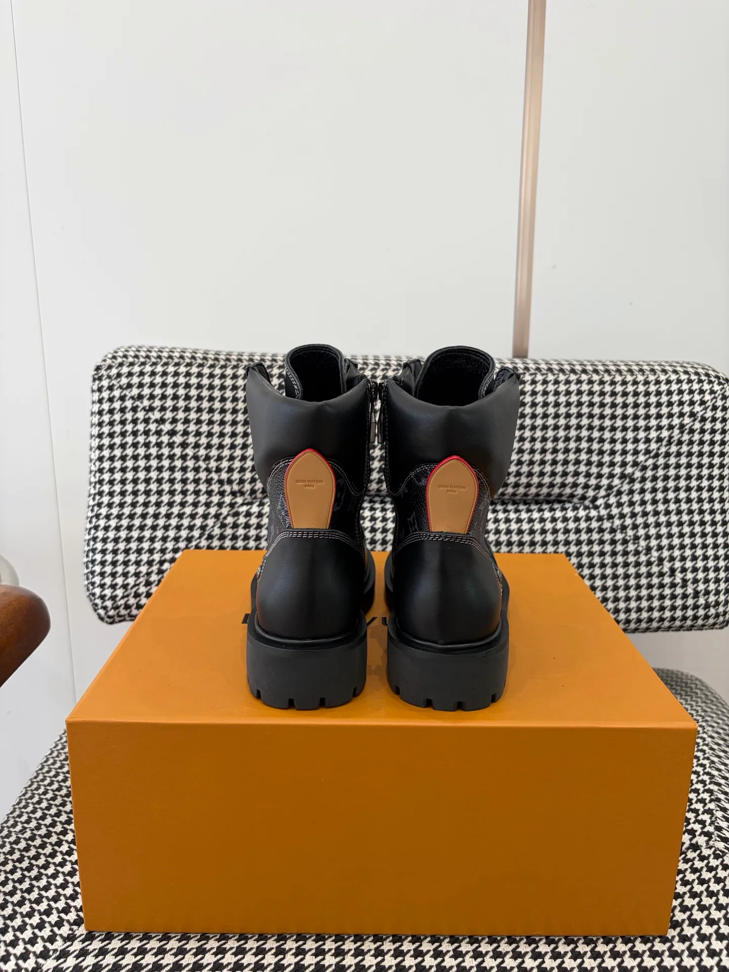 Ботинки Женские Louis Vuitton 19597226