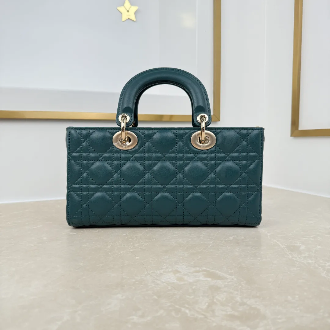 Классические Сумки Женские Christian Dior 18242046