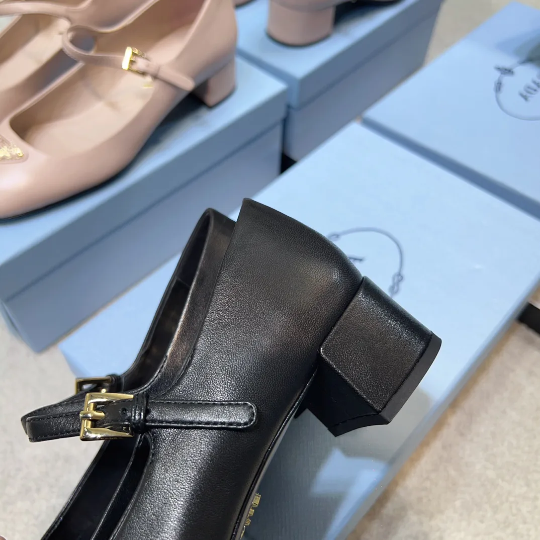Туфли Женские Prada 11420076