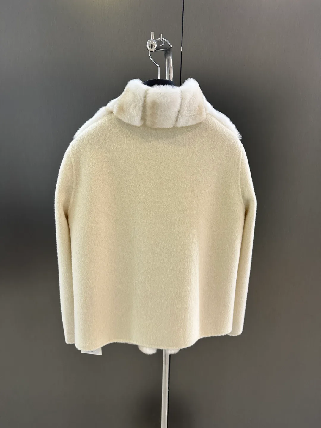 Куртки И Пуховики Женские Loro Piana 1120211