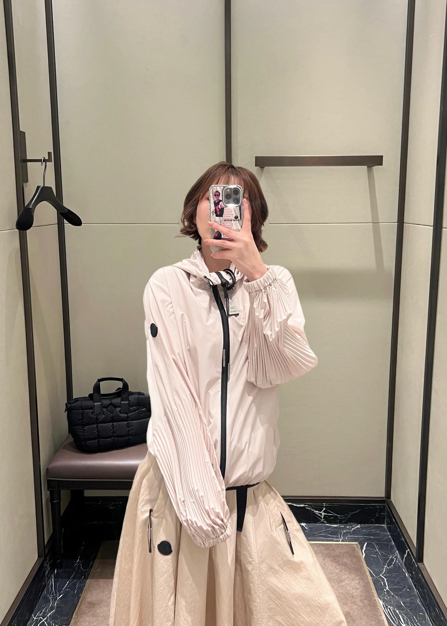 Куртки Женские Moncler Куртки Женские Moncler