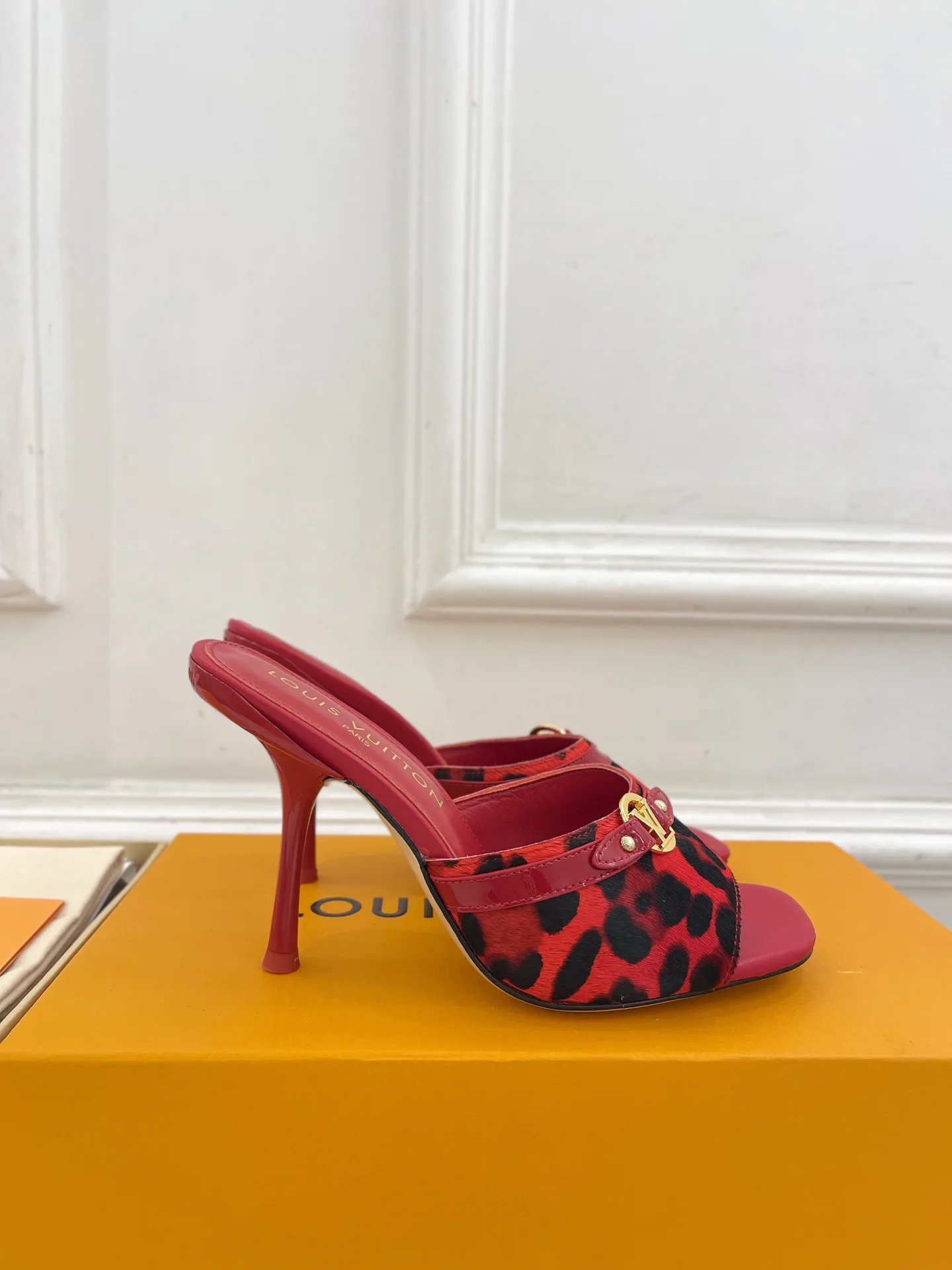 Туфли Женские Louis Vuitton 11458166