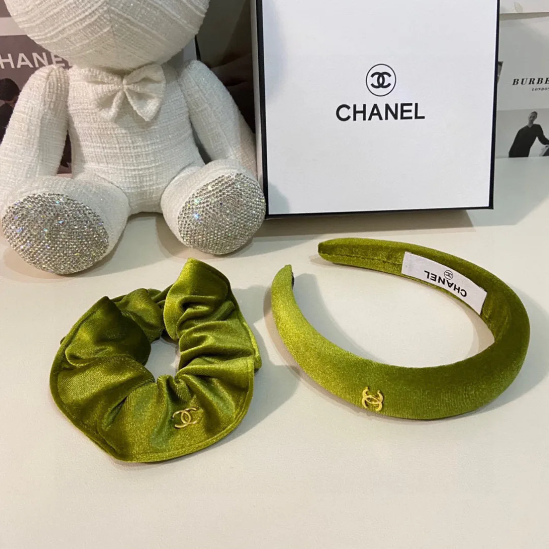 Головные Уборы Chanel 11469197