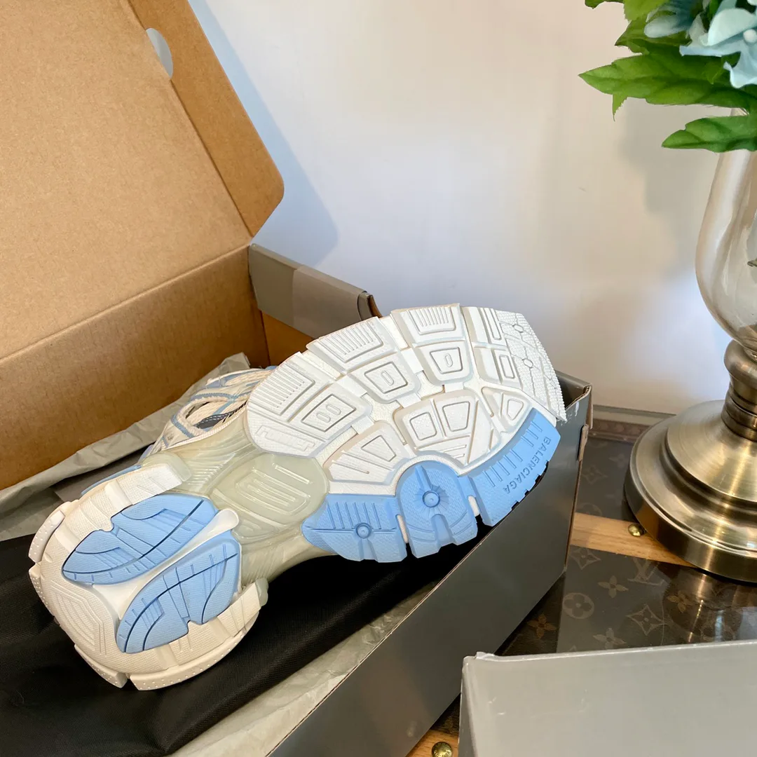 Кроссовки Женские Balenciaga 12545