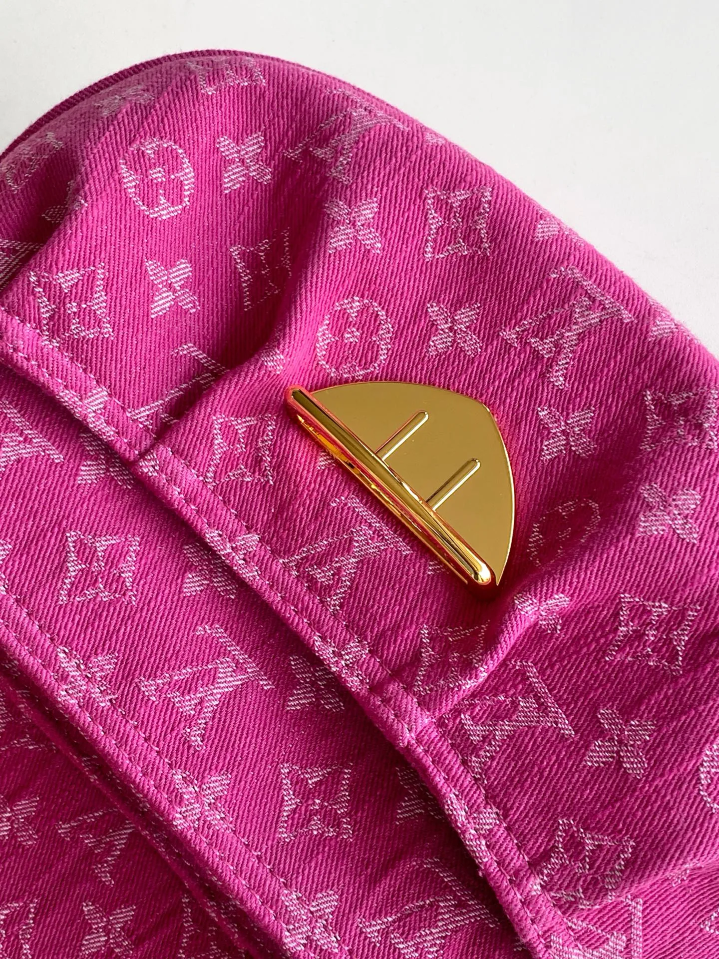 Классические Сумки Женские Louis Vuitton 11808487