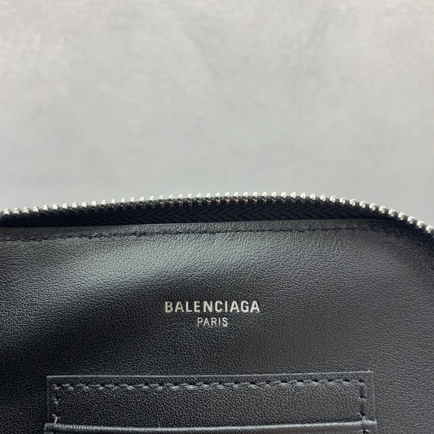 Клатчи Женские Balenciaga 11696750