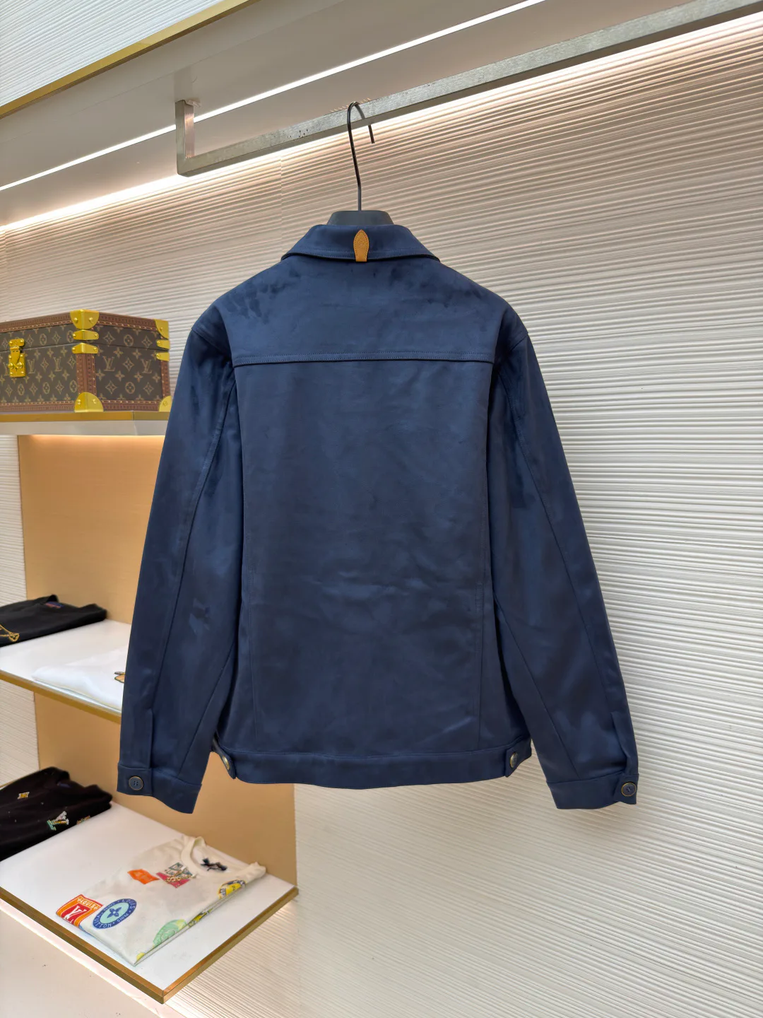 Куртки И Пуховики Мужские Louis Vuitton 17572031