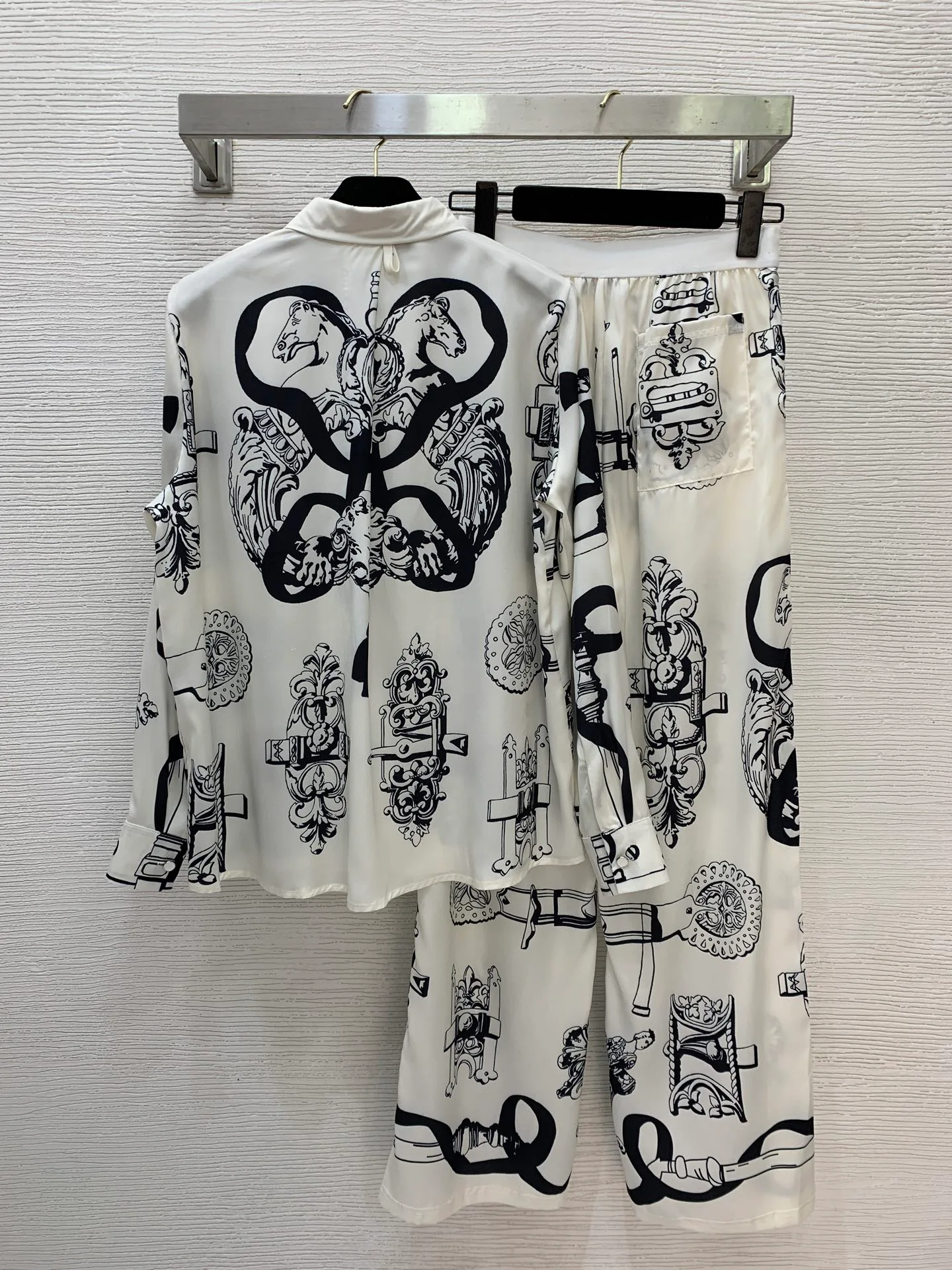 Костюмы Мужские Hermes 12261970