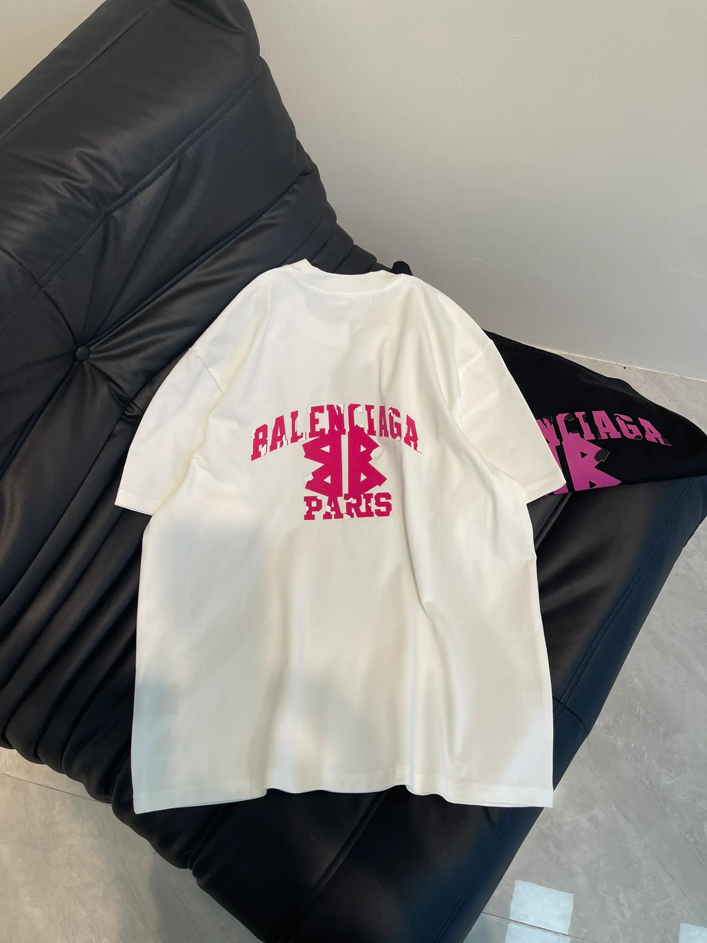 Футболки Женские Balenciaga 3601