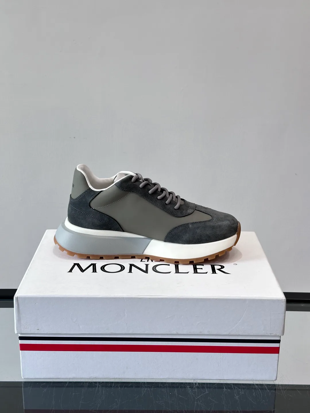 Кроссовки Мужские Moncler 241850