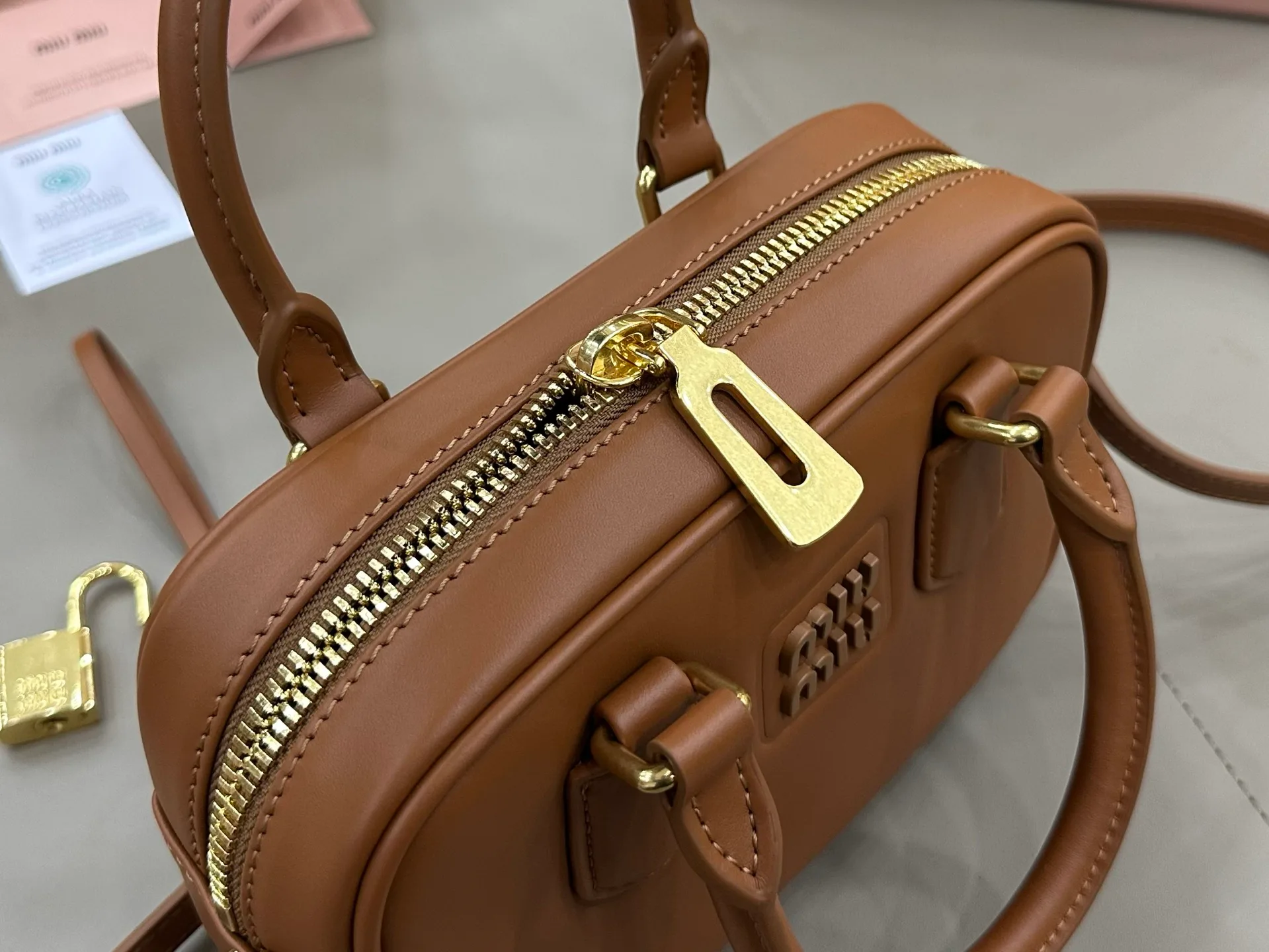 Классические Сумки Женские Miu Miu 11524740
