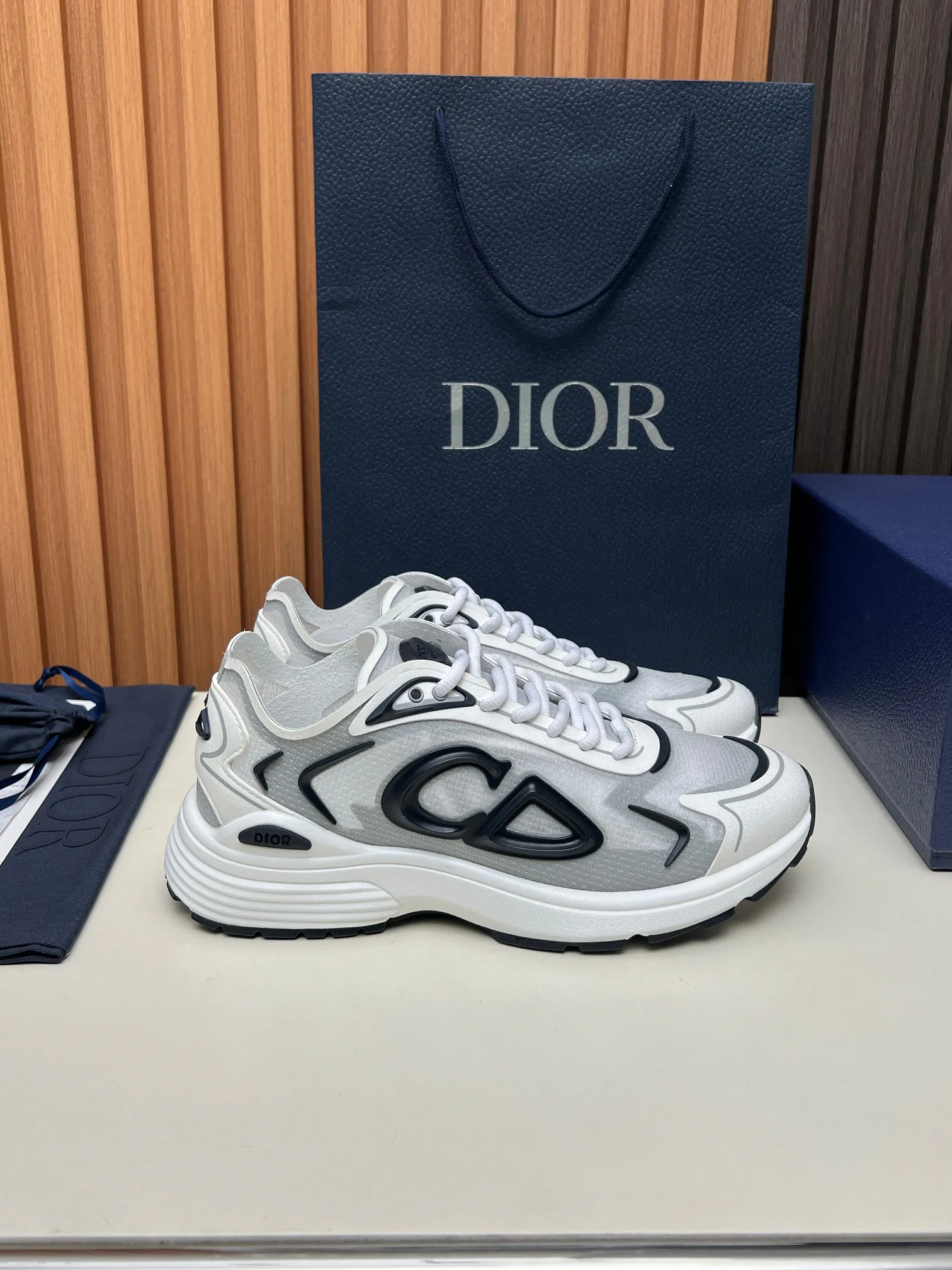 Кроссовки Женские Christian Dior 13406946