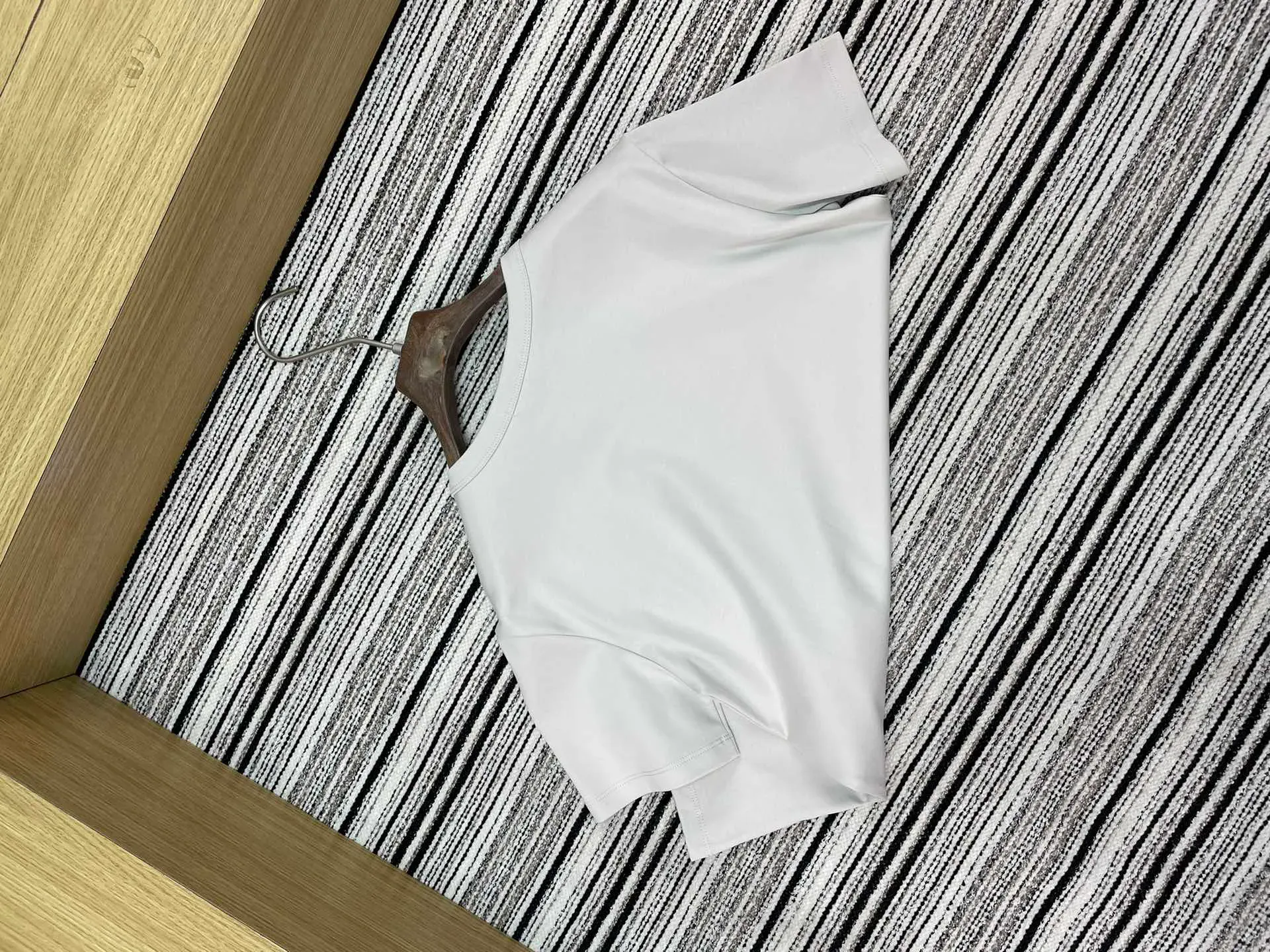 Футболки Женские Louis Vuitton 1293169