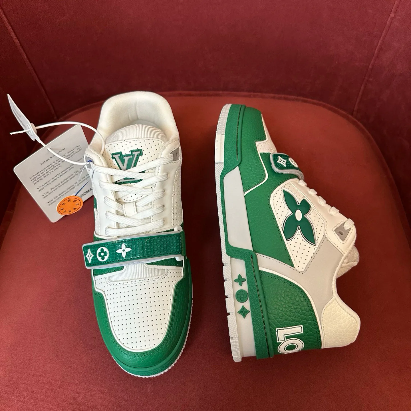 Кроссовки Женские Louis Vuitton 209310