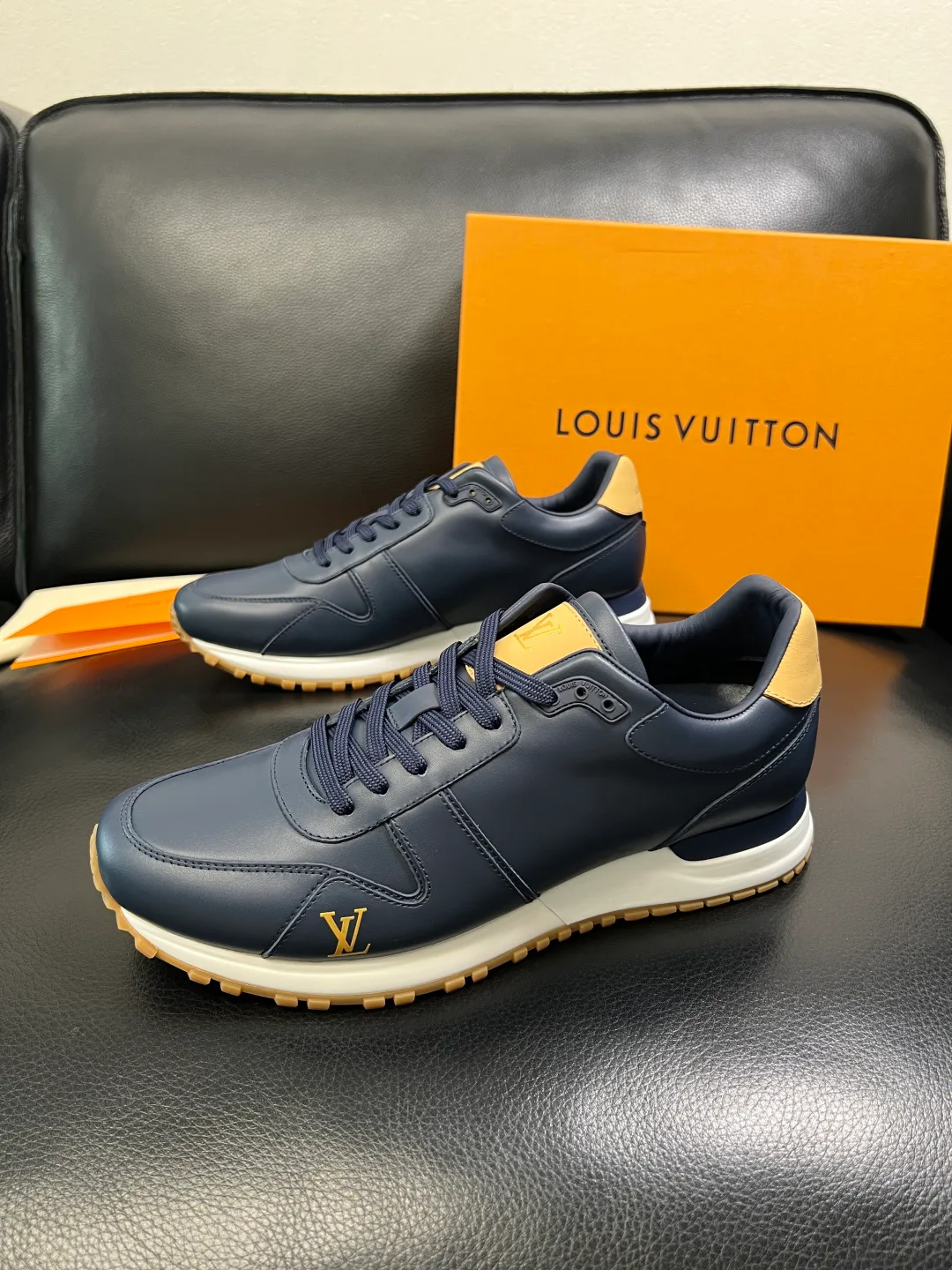 Кроссовки Мужские Louis Vuitton 1498267