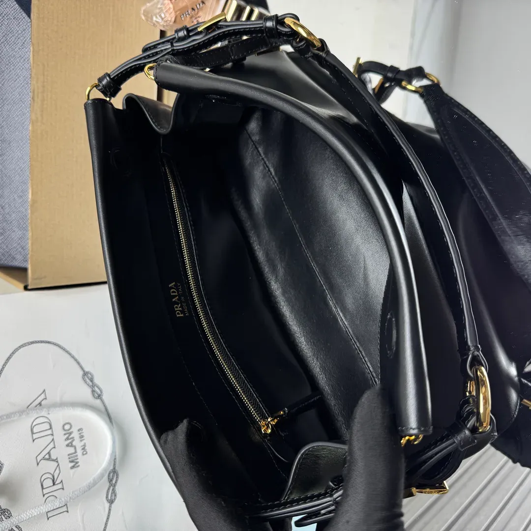 Сумки На Ремне Женские Prada 225563