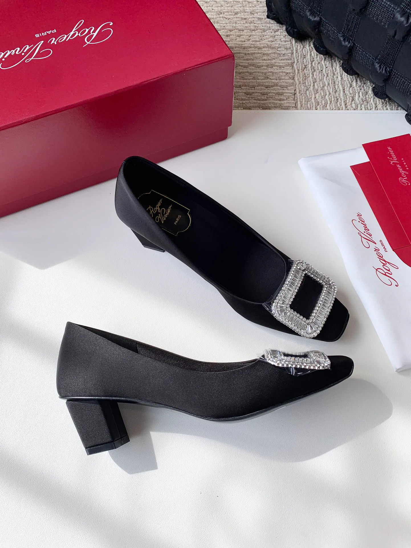 Туфли Женские Roger Vivier 17990198