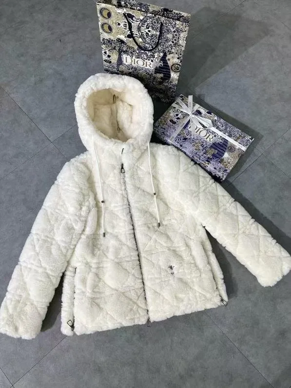 Куртки И Пуховики Женские Christian Dior 280409