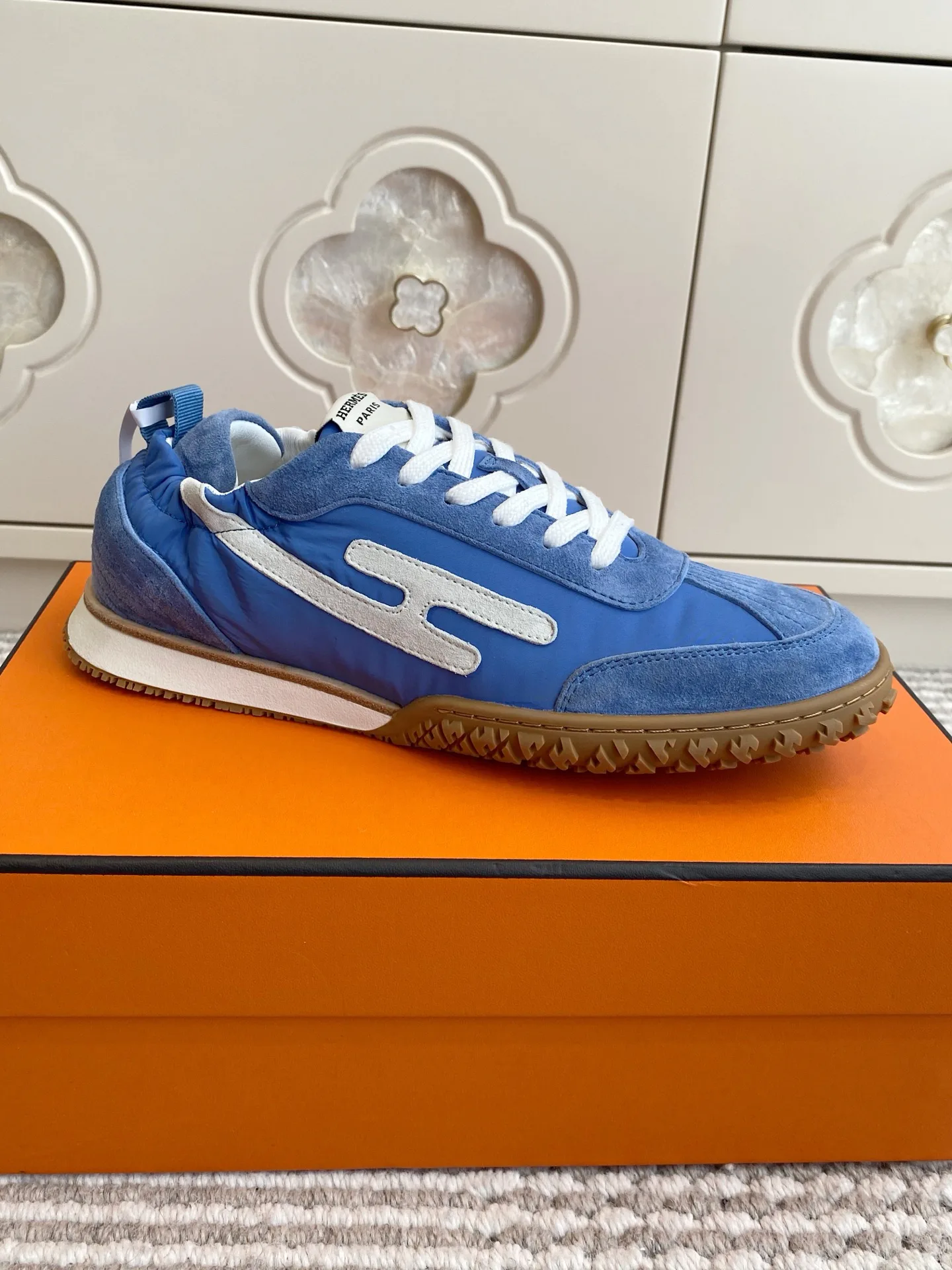 Кроссовки Женские Hermes 14749787