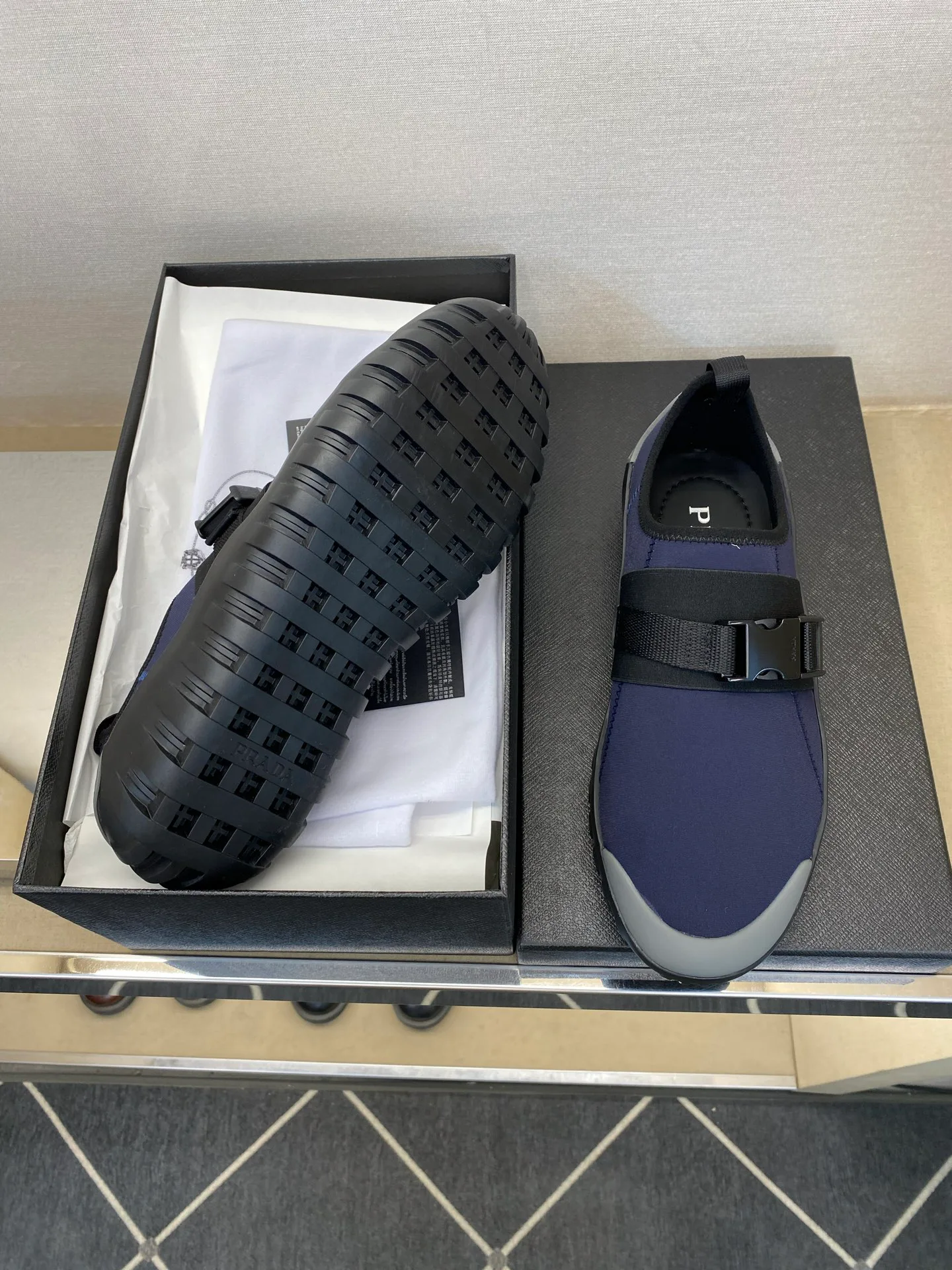 Кроссовки Мужские Prada 20139875