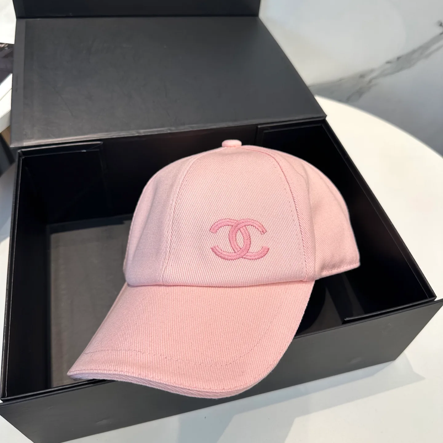 Головные Уборы Chanel 12764976