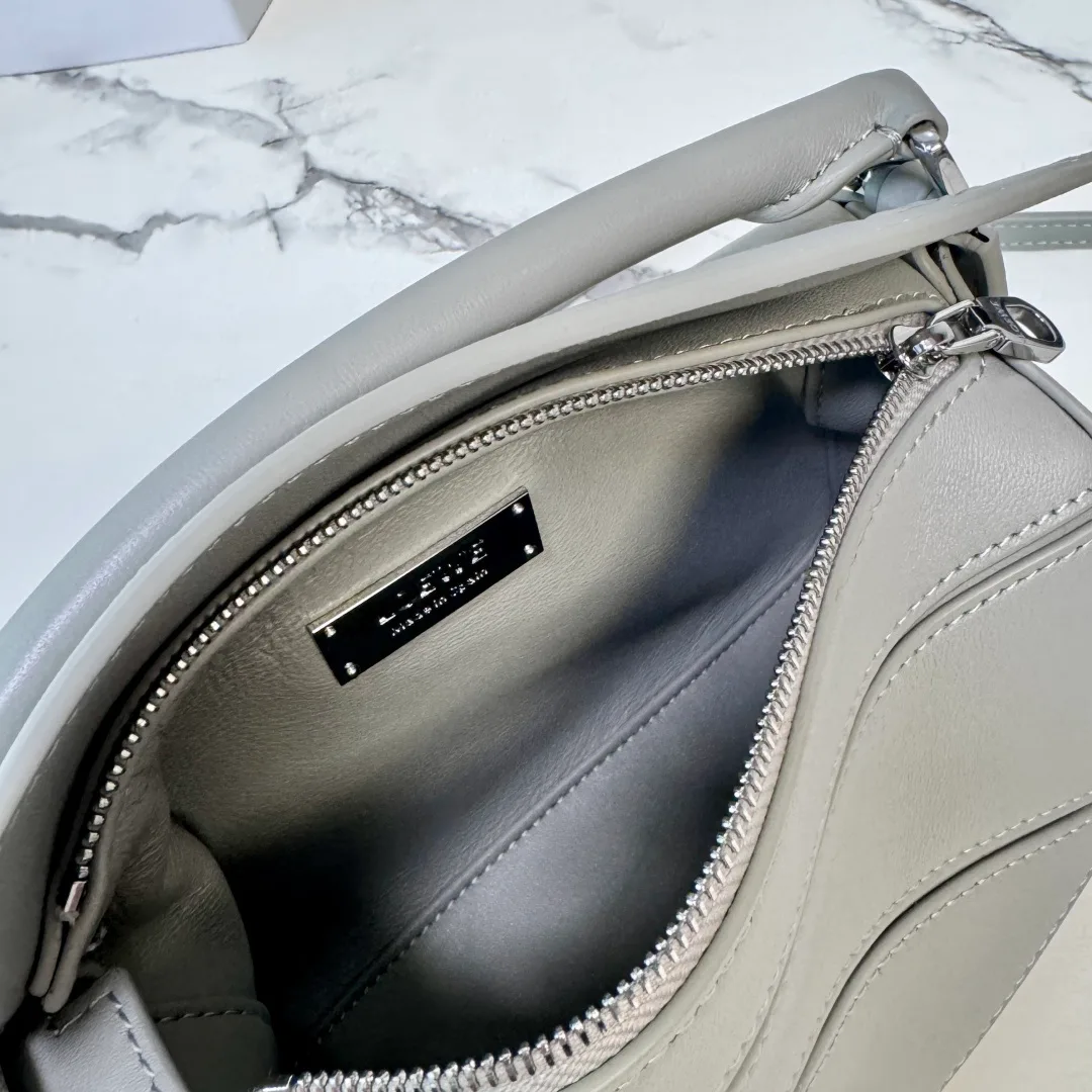 Сумки На Ремне Женские Loewe 13401780