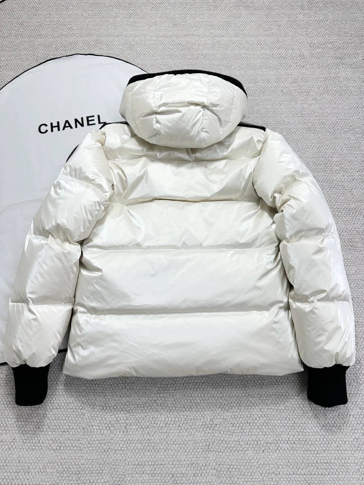 Куртки И Пуховики Женские Chanel 1012363