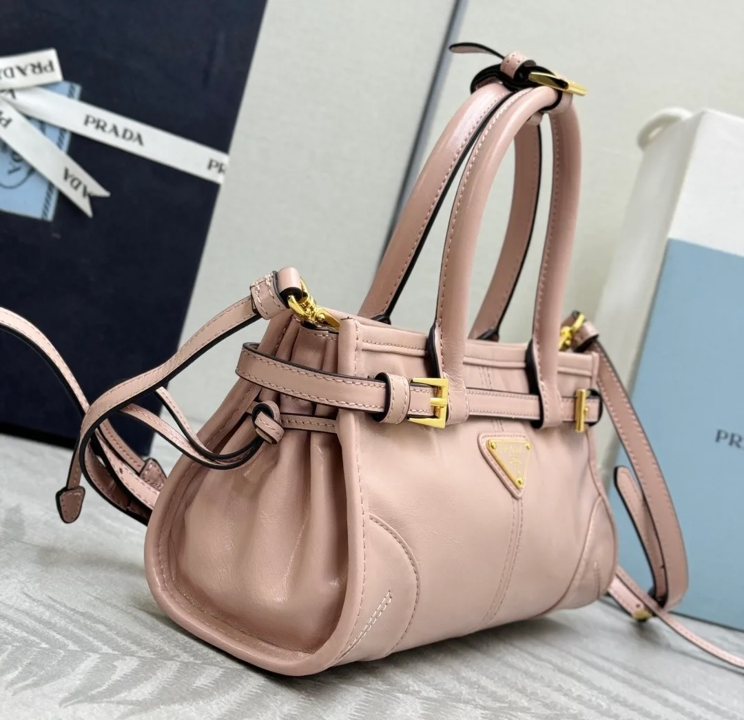 Сумки На Ремне Женские Prada 13223412