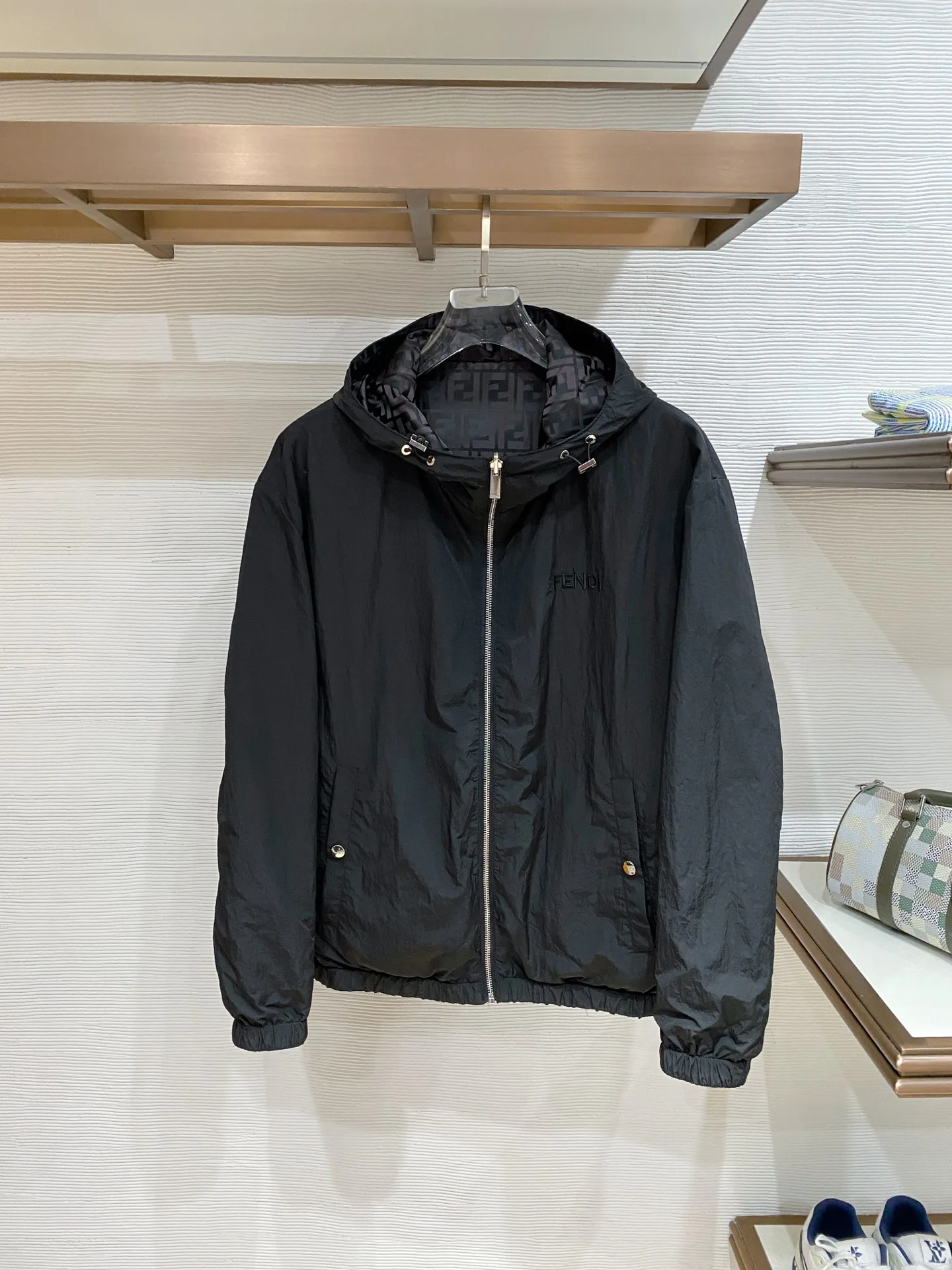 Пальто И Тренчи Мужские Fendi 11496531