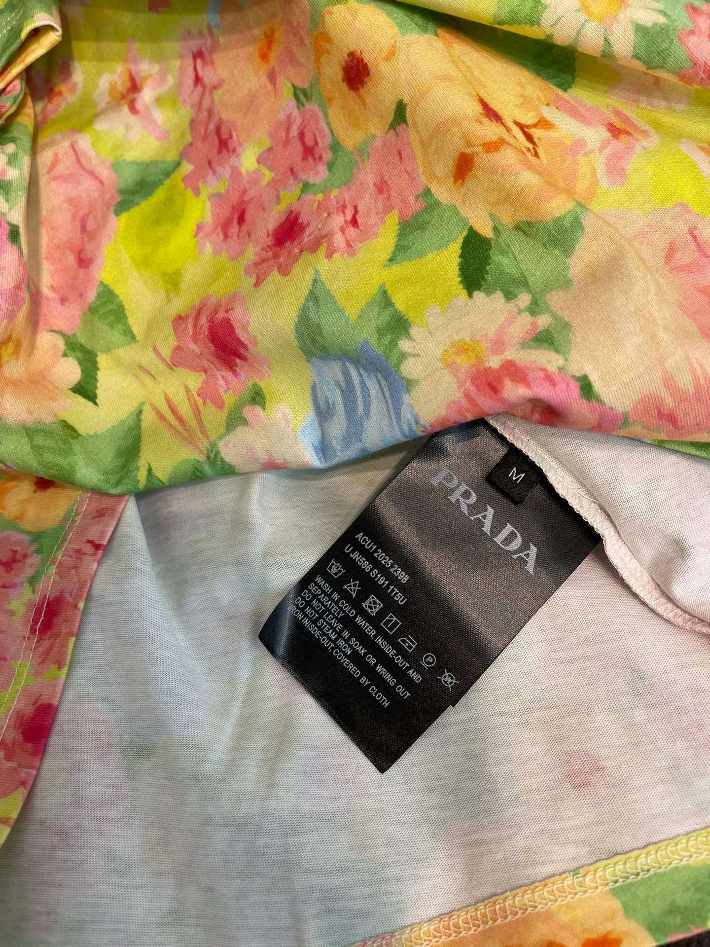 Футболки Женские Prada 29320