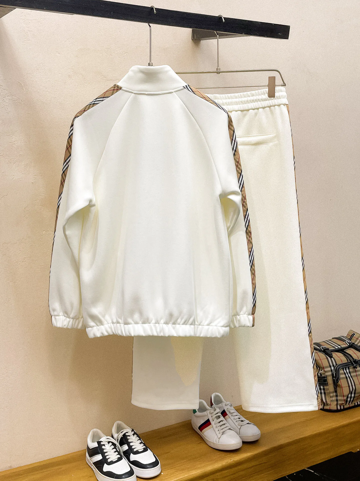 Костюмы Мужские Burberry 235400