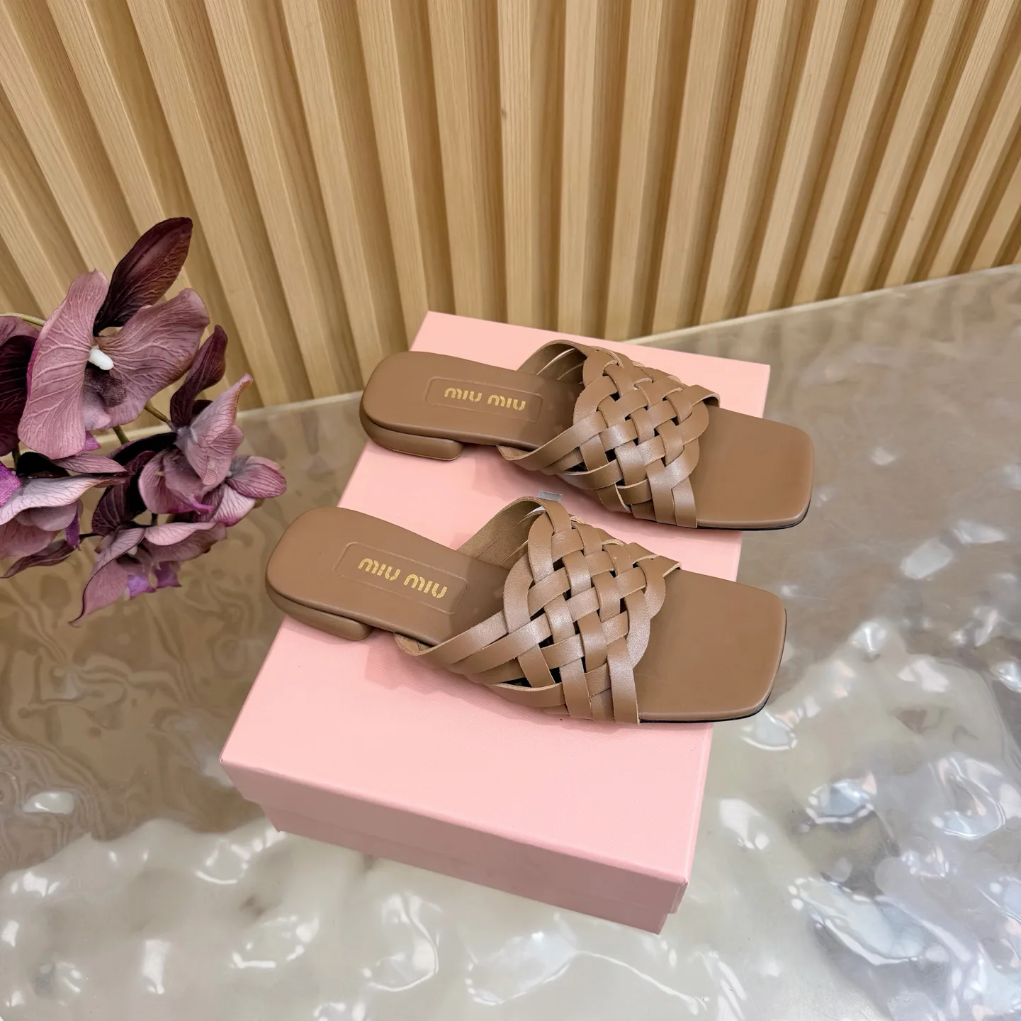 Шлепанцы Женские Miu Miu 9597364
