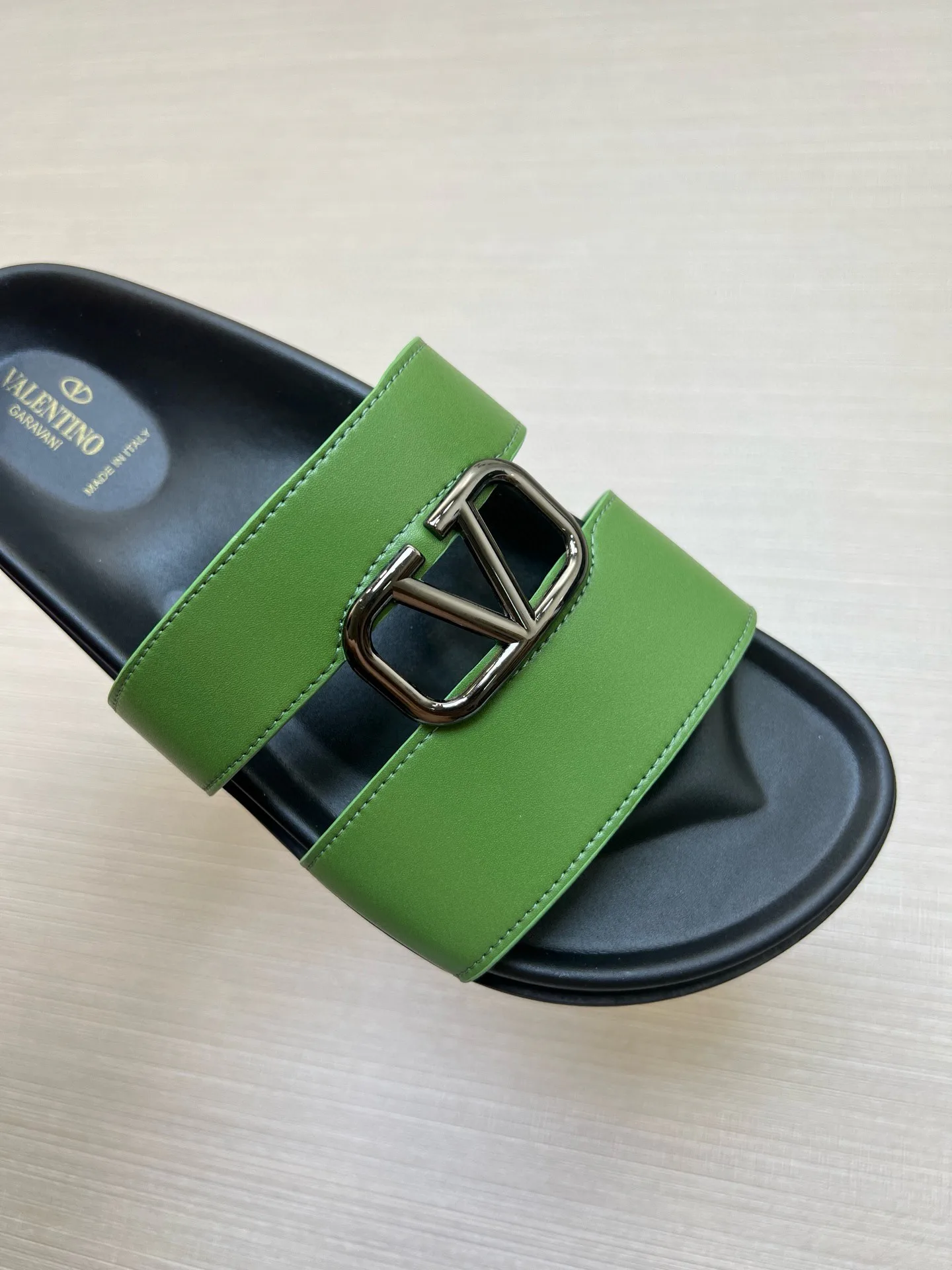 Шлепанцы Мужские Valentino 10646292