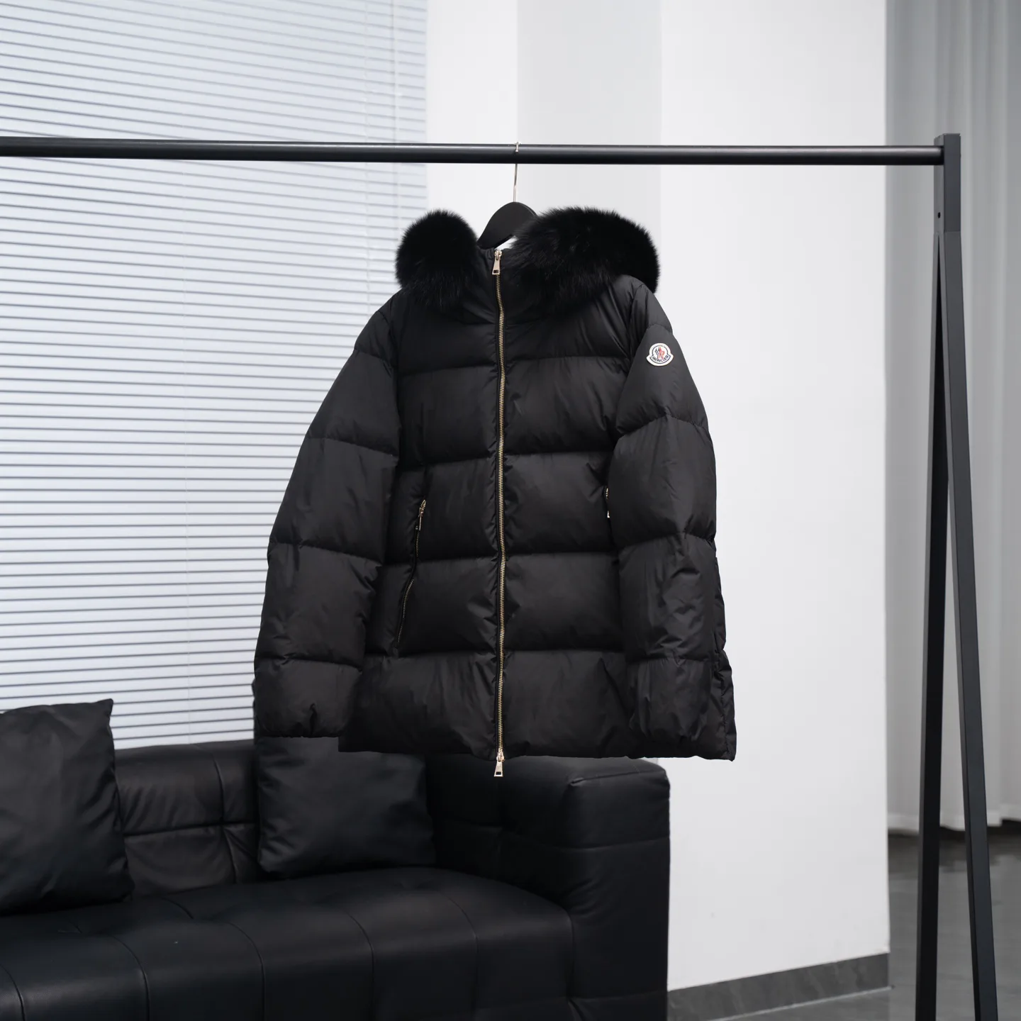 Куртки И Пуховики Женские Moncler 18845750
