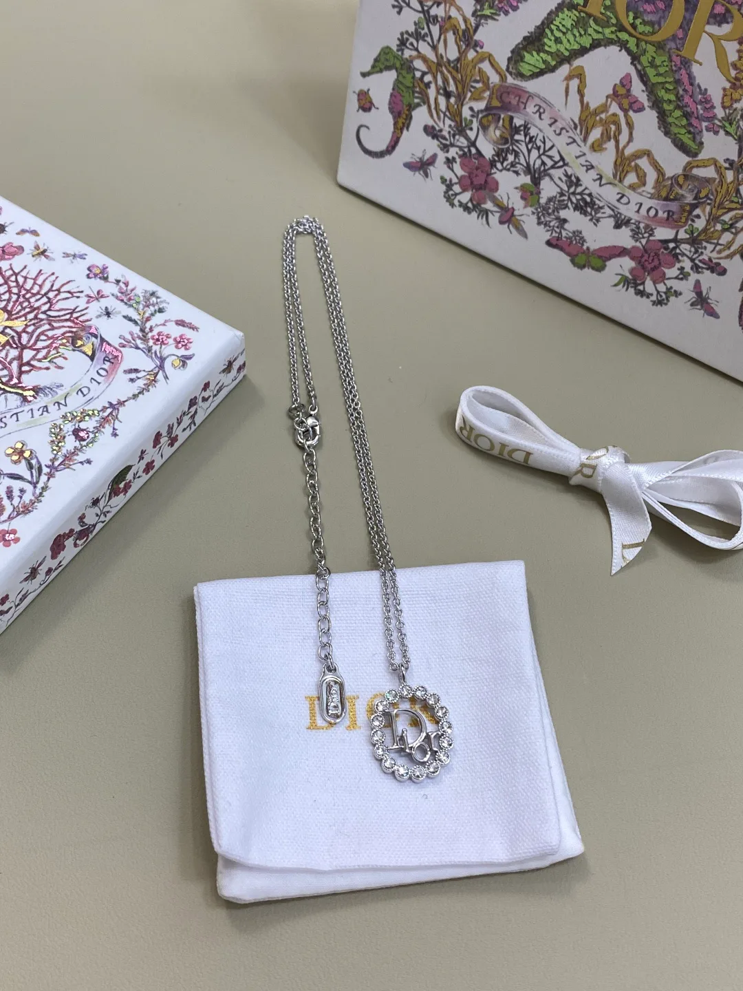Бижутерия Christian Dior 17843094
