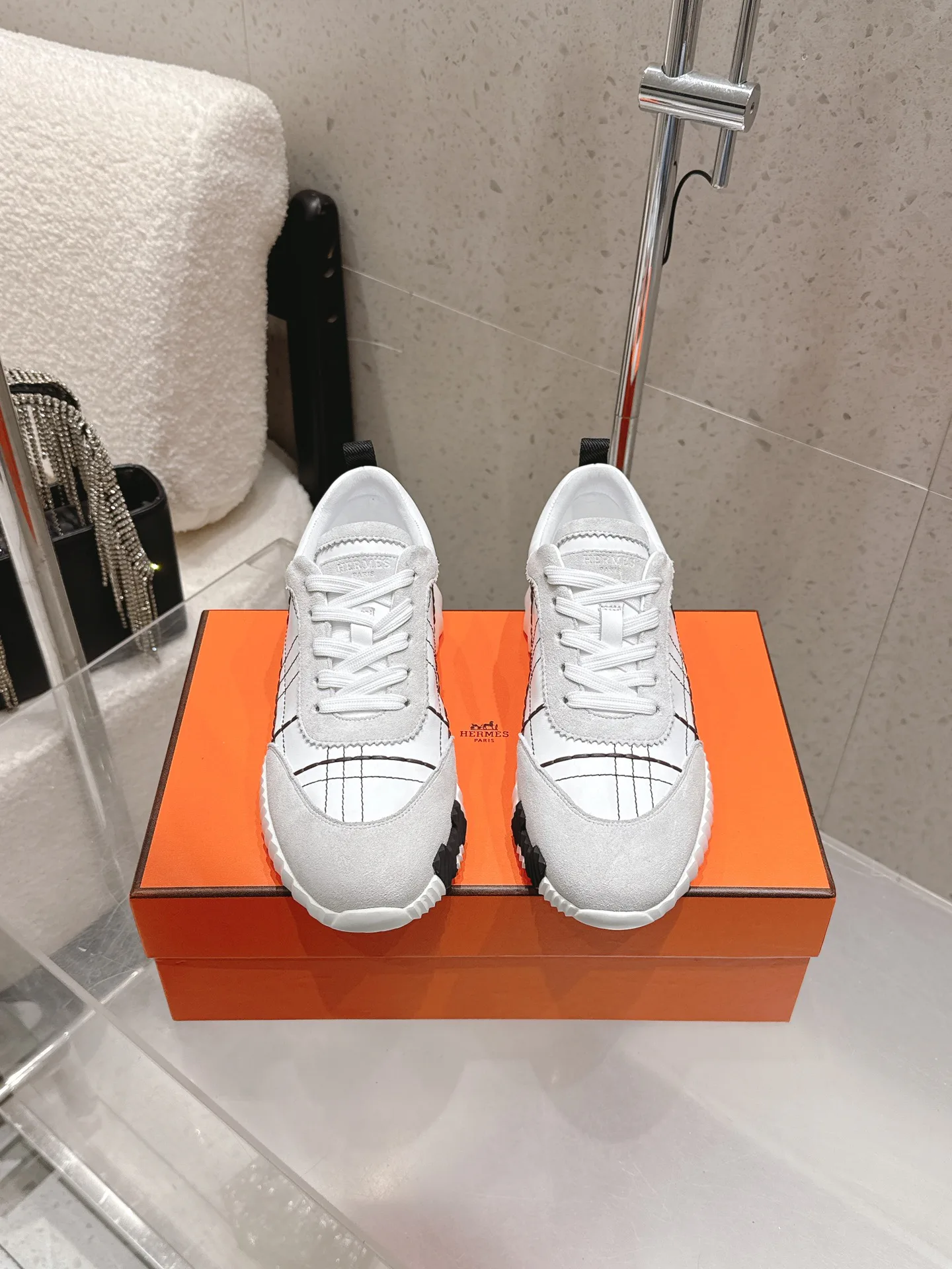 Кроссовки Женские Hermes 11011619