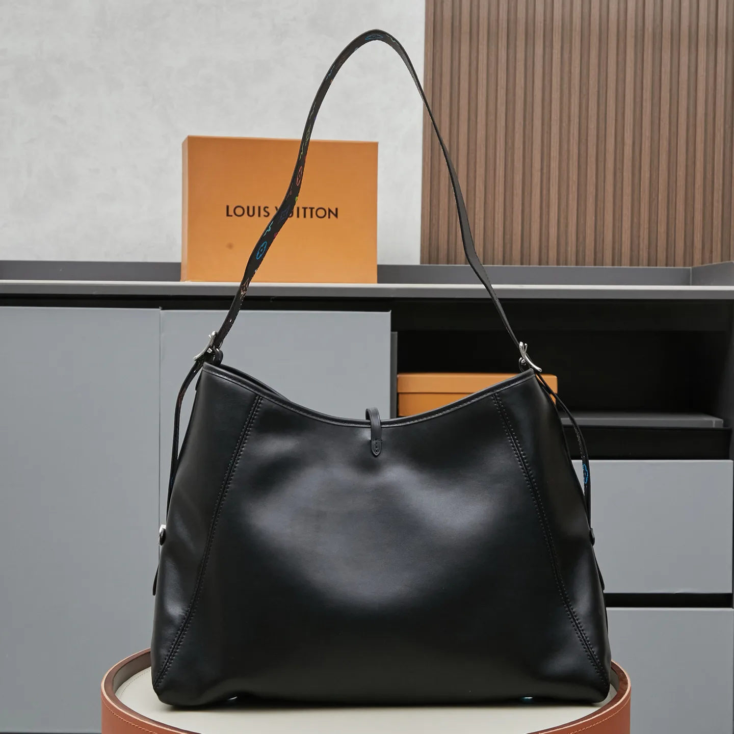 Сумки На Ремне Женские Louis Vuitton 25400