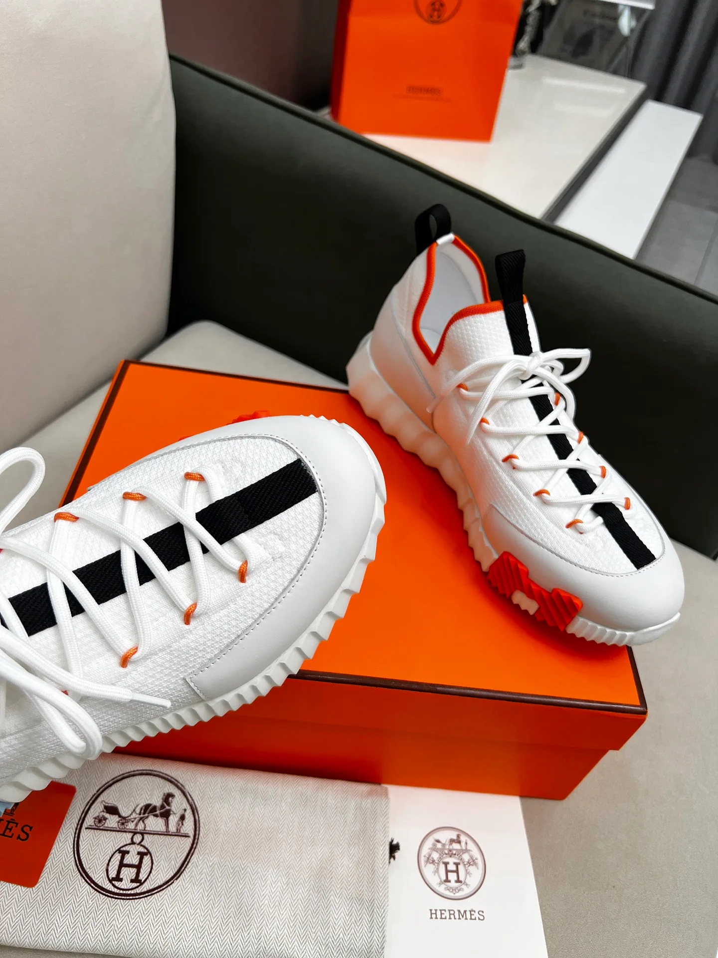 Кроссовки Женские Hermes 2628139