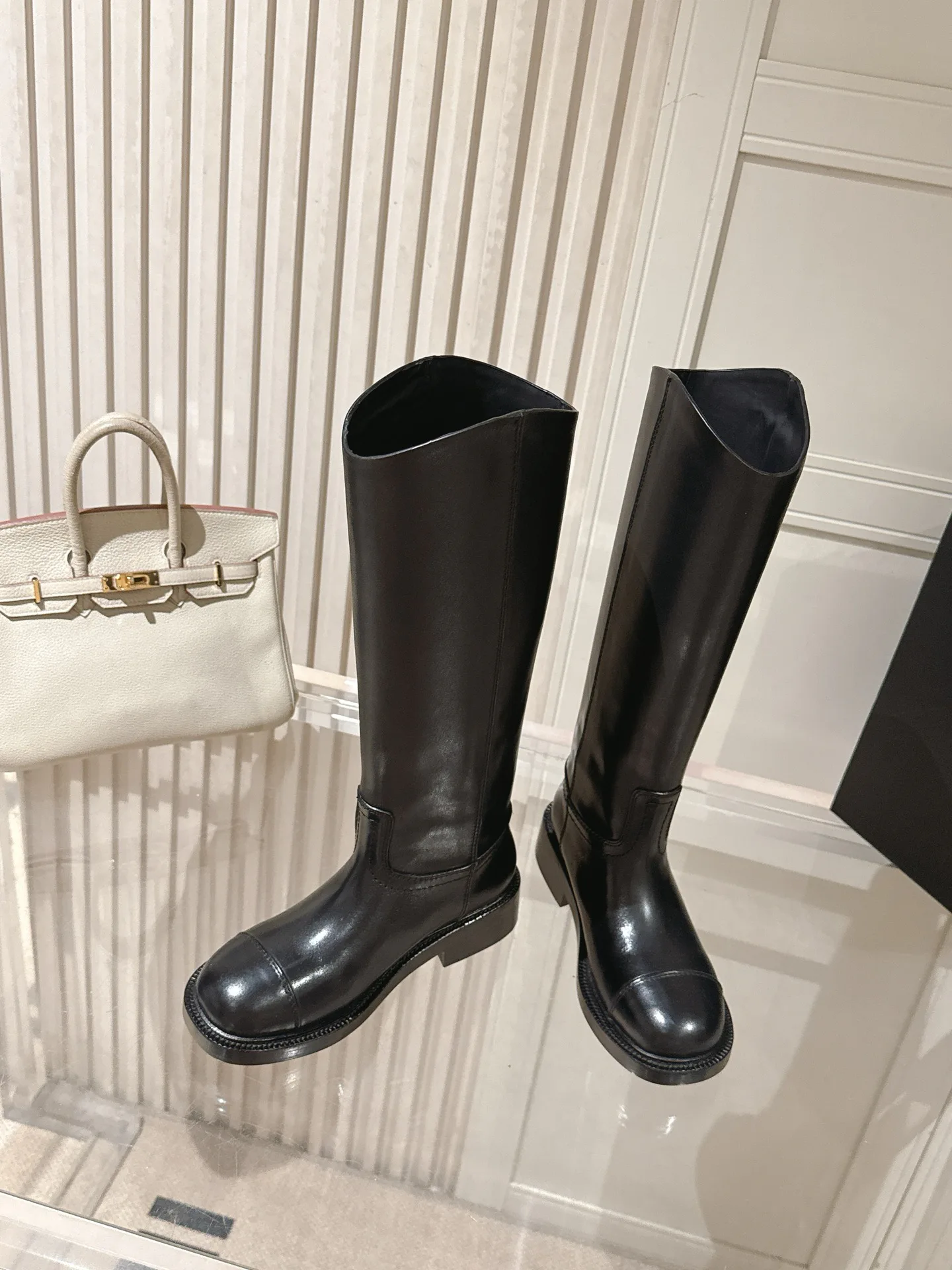 Сапоги Женские Chanel 17892583