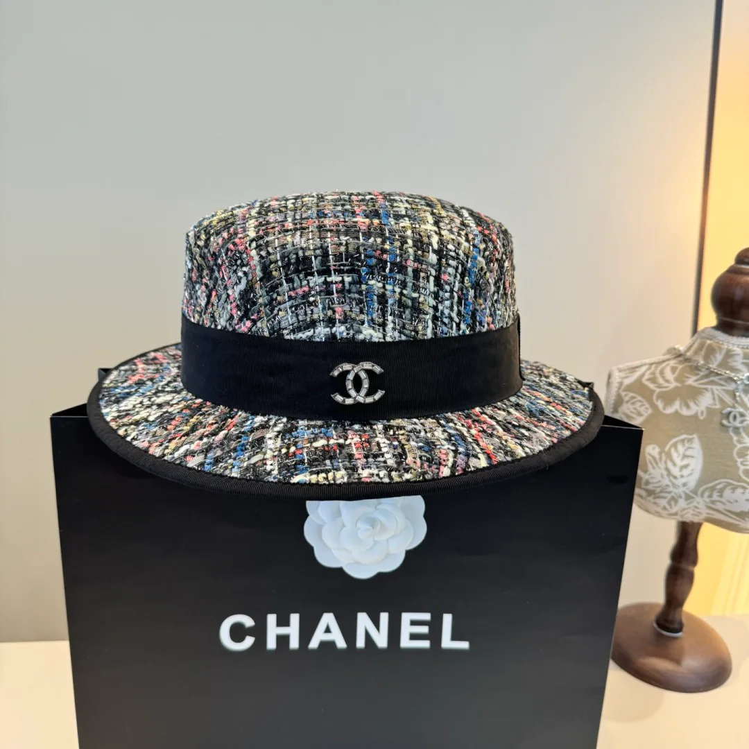 Головные Уборы Chanel 1813441