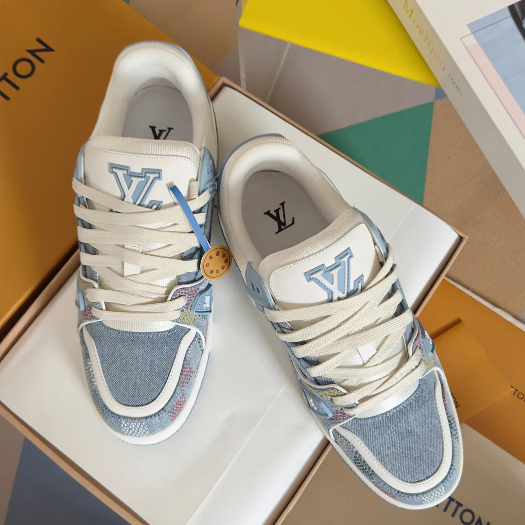 Кроссовки Женские Louis Vuitton 26331