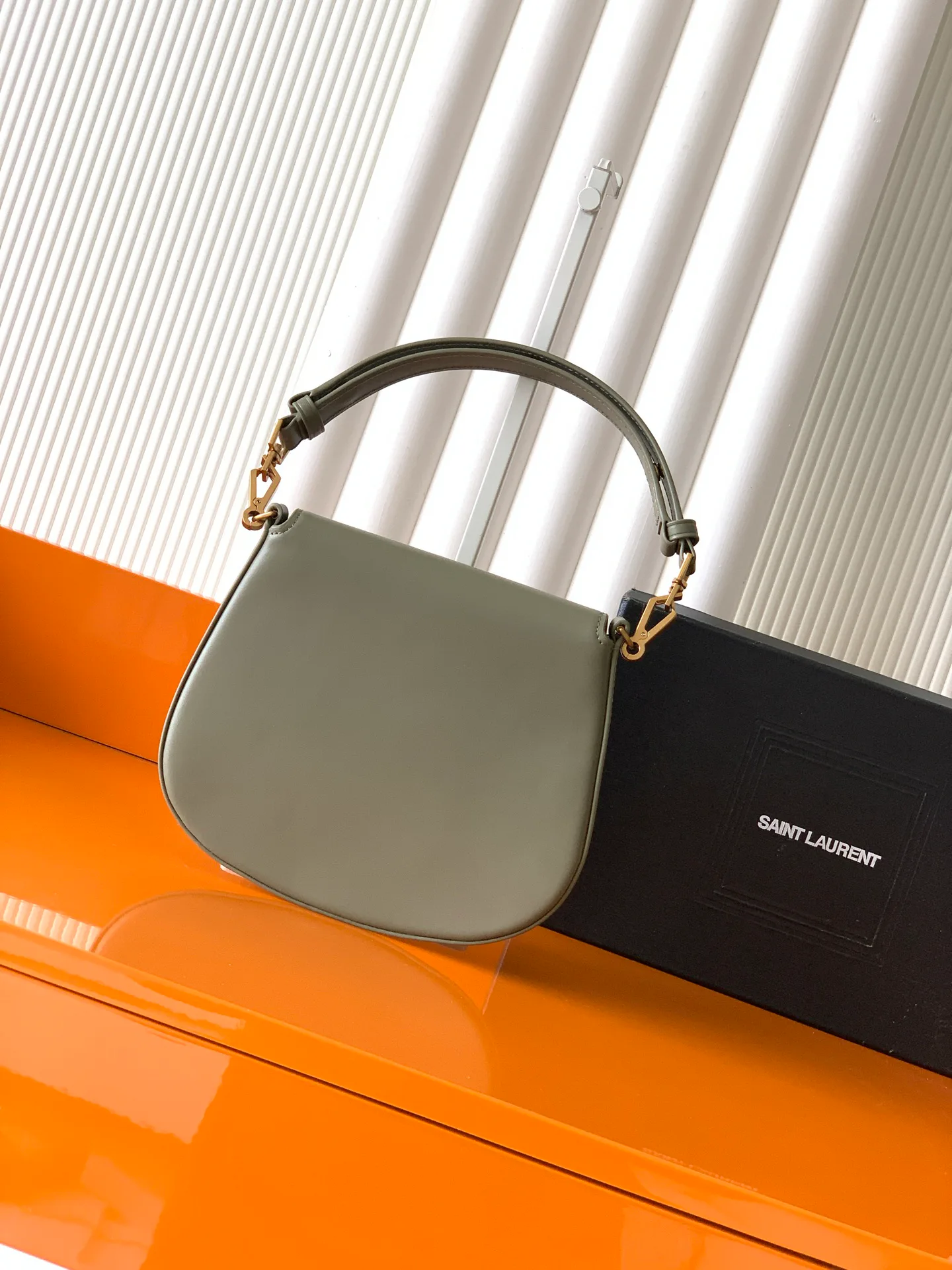 Сумки На Ремне Женские Saint Laurent 11309782