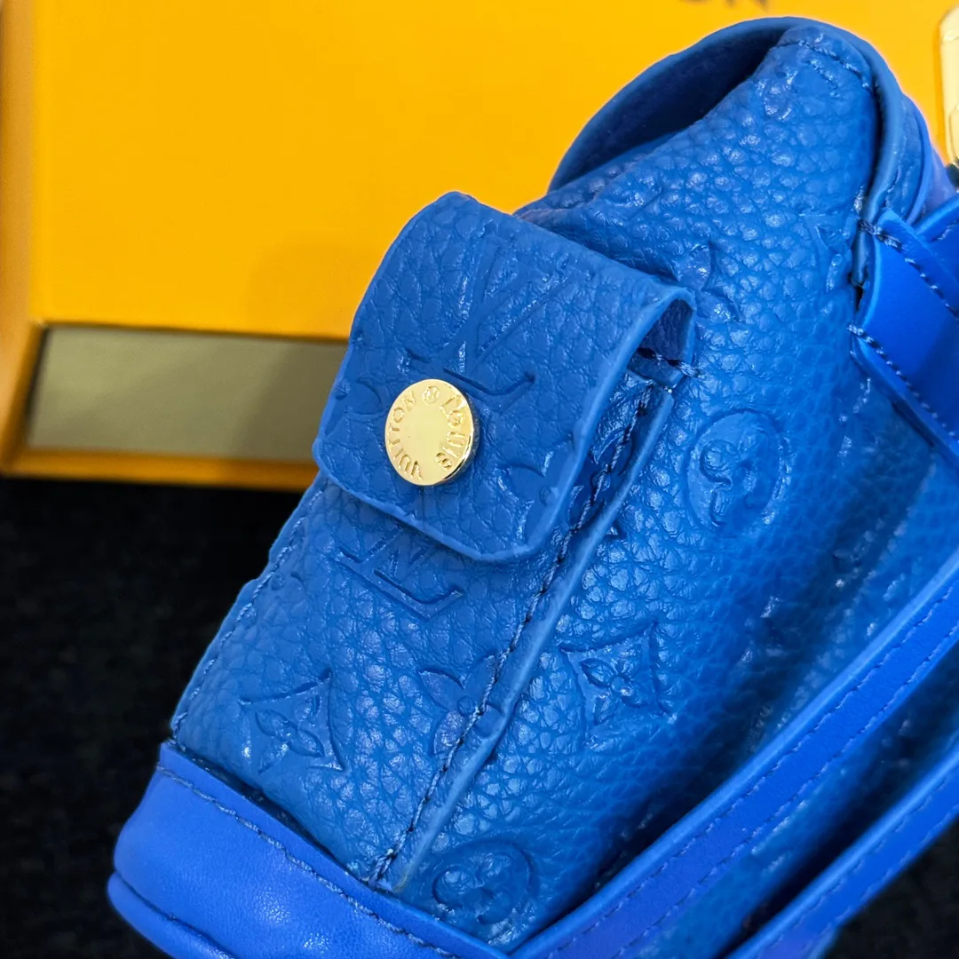 Клатчи Женские Louis Vuitton 277757