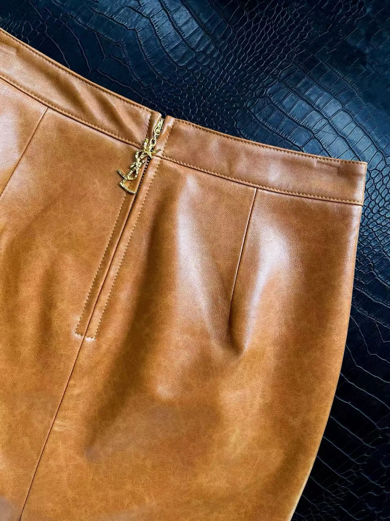 Юбки Женские Saint Laurent 19532425