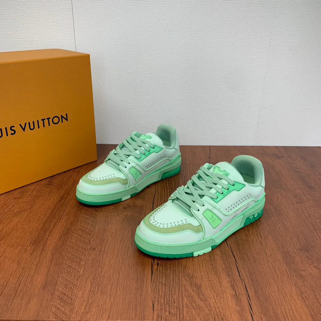 Кроссовки Женские Louis Vuitton 9814287