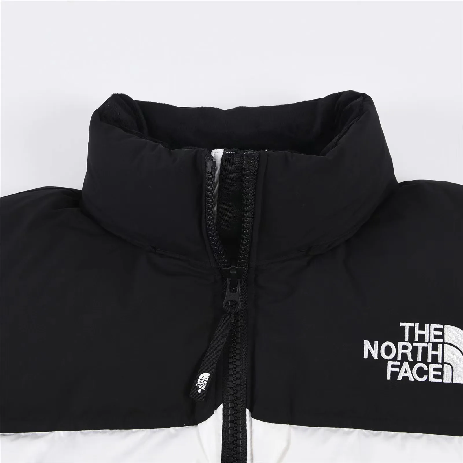 Куртки И Пуховики Женские The North Face 19297018