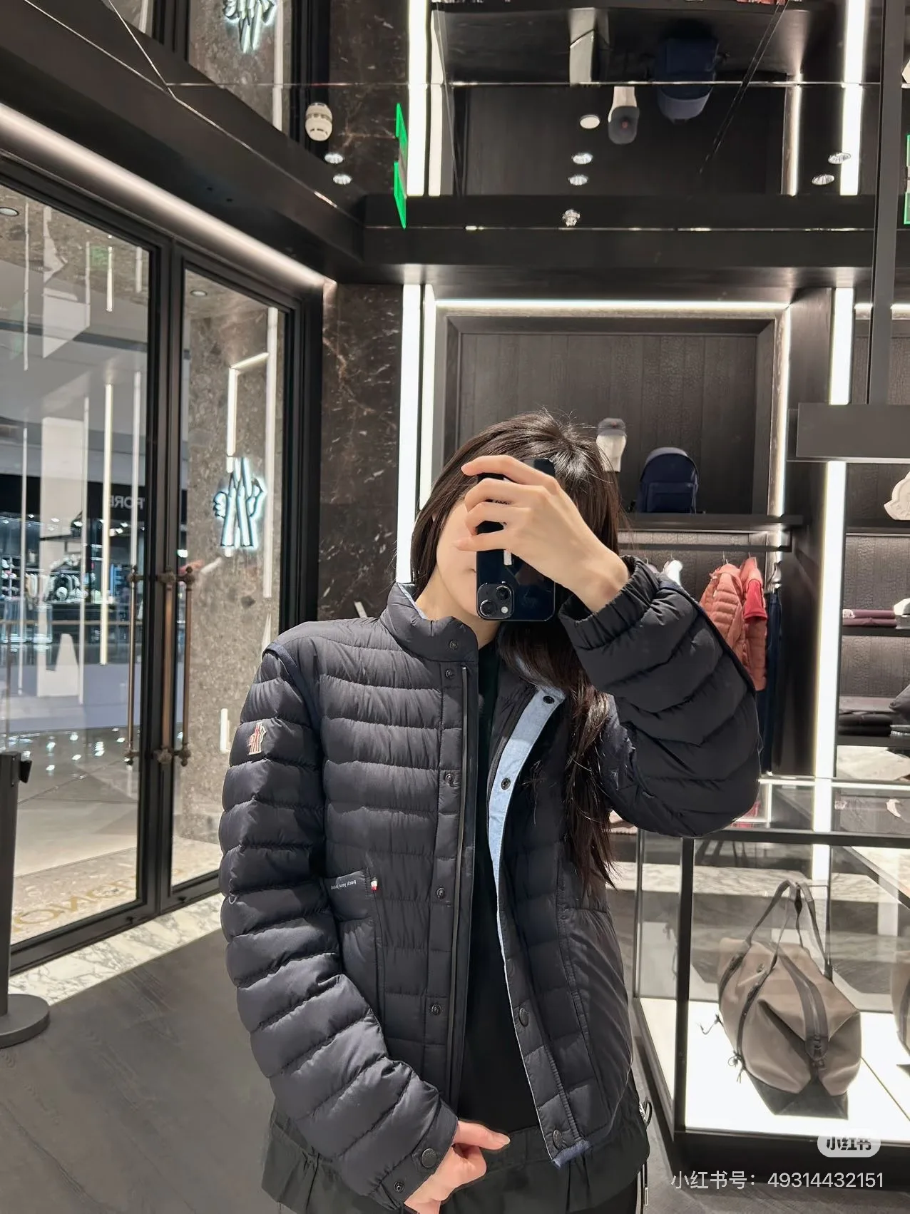 Куртки И Пуховики Женские Moncler 18108508